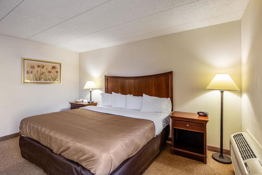 Hotel Square Central, I-44 By Oyo Tulsa