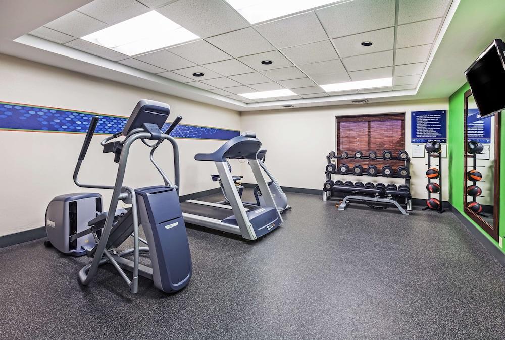 Hotel Hampton & Tulsa-woodland Hills Tulsa