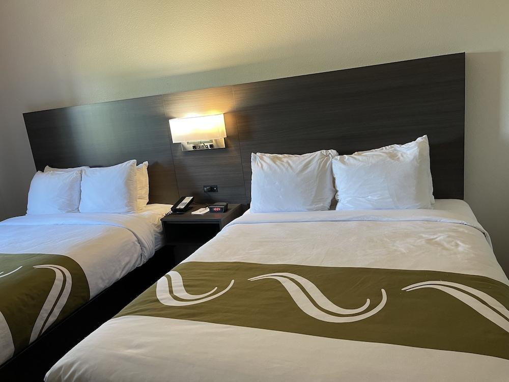 Quality I-44 Hotel