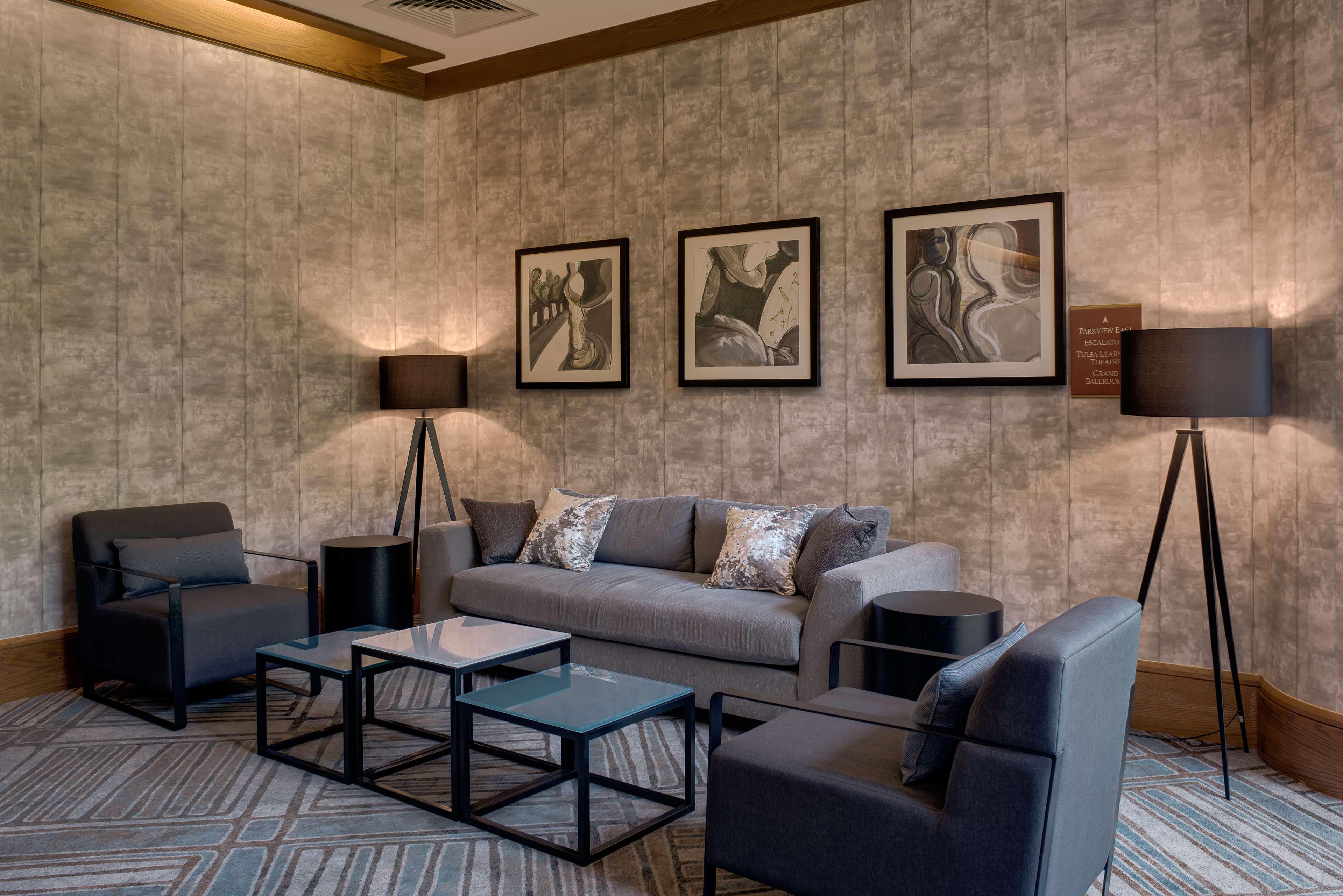 Doubletree By Hilton At Warren Place 3*