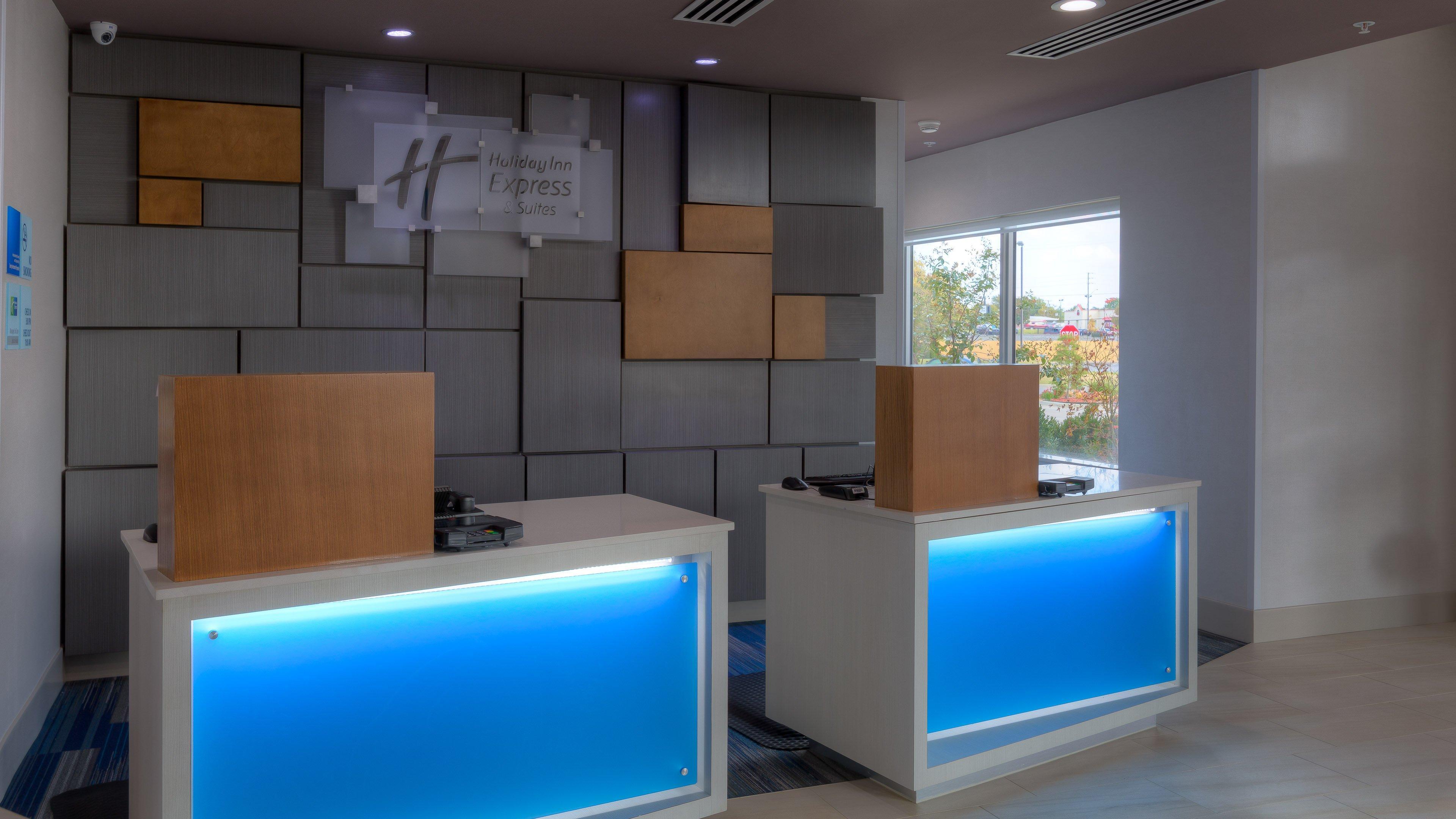 Express & Midtown By Ihg Hotel