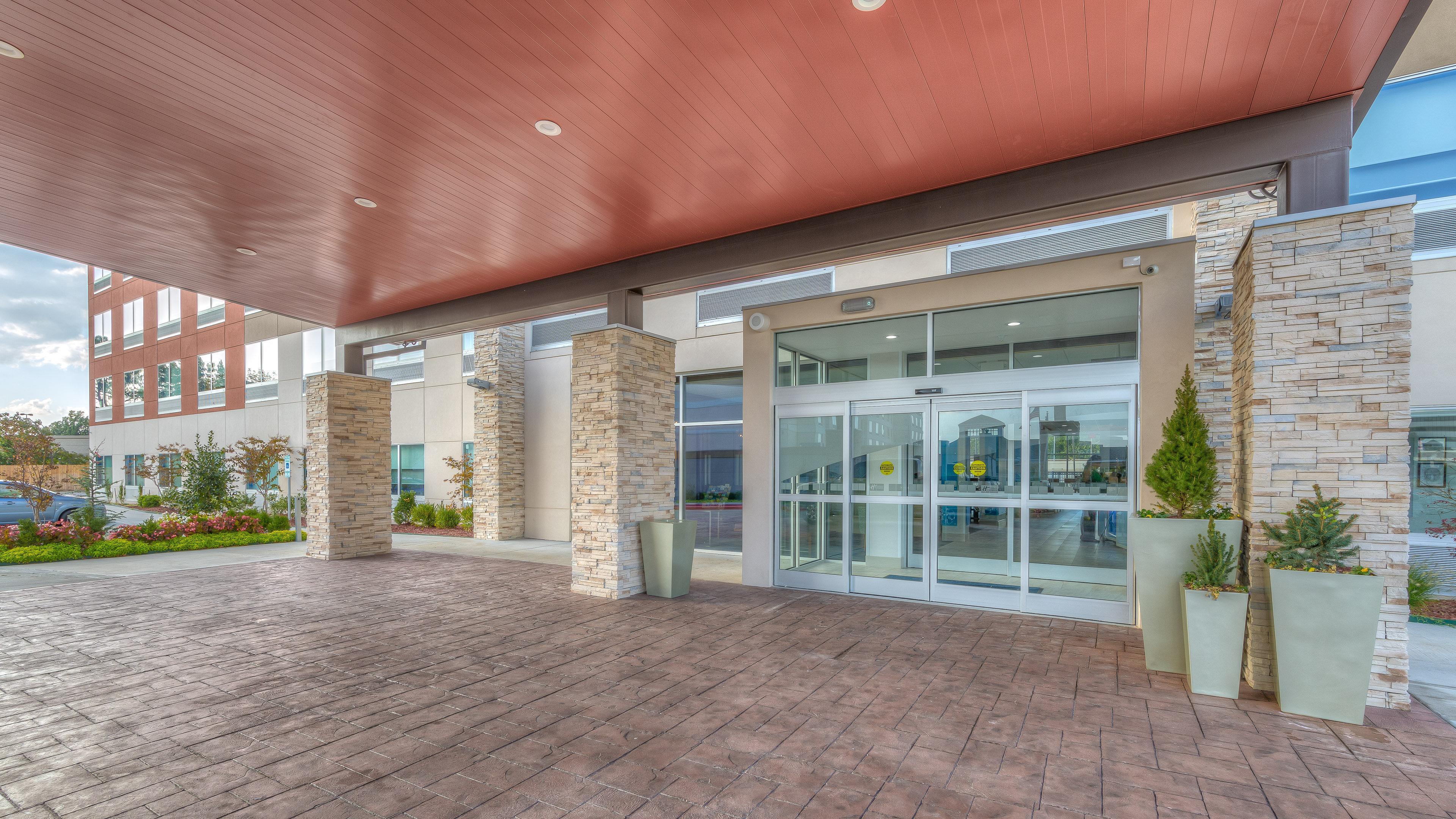 Express & Midtown By Ihg 3* Tulsa