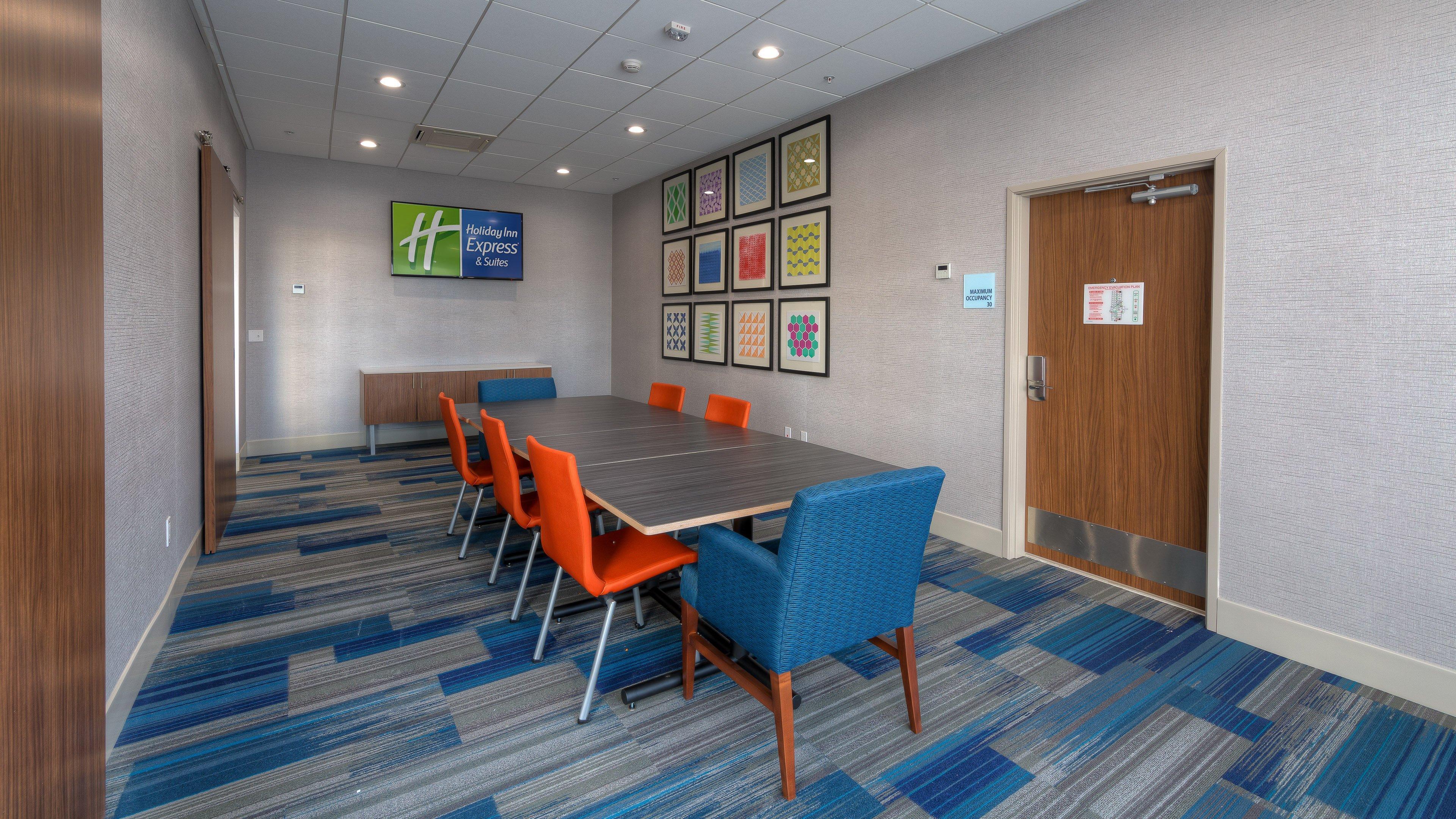 Hotel Express & Midtown By Ihg