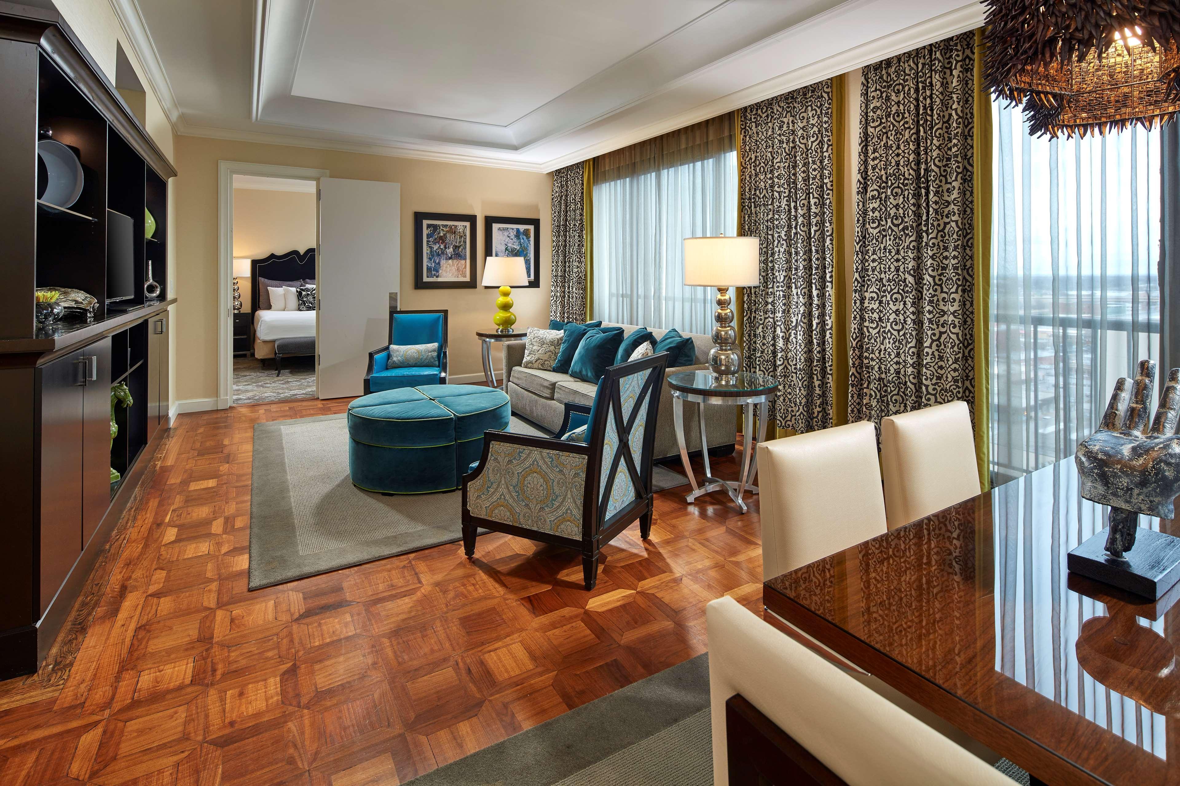 Hotel Hyatt Regency Downtown 3*