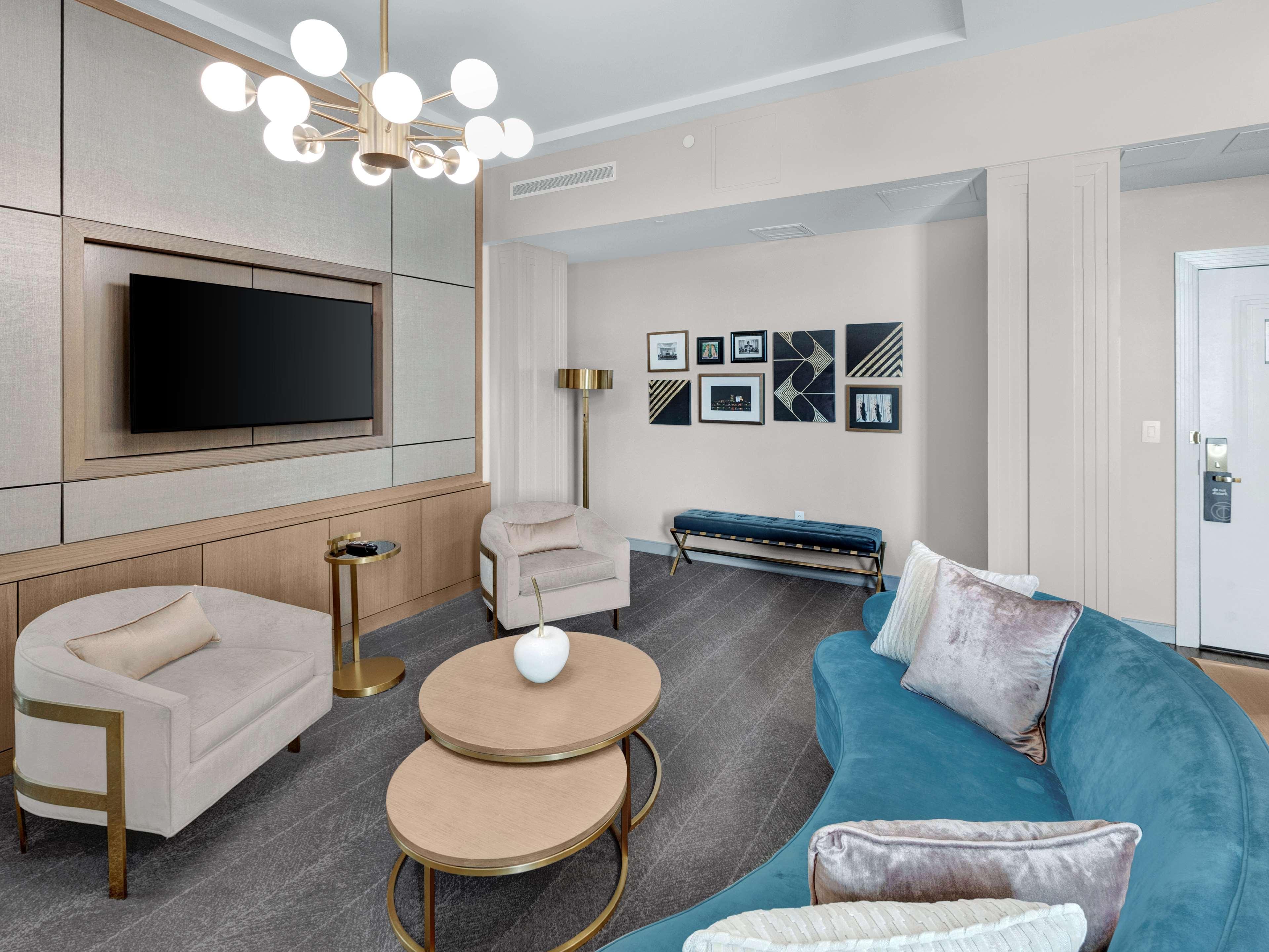 Club Curio Collection By Hilton Tulsa