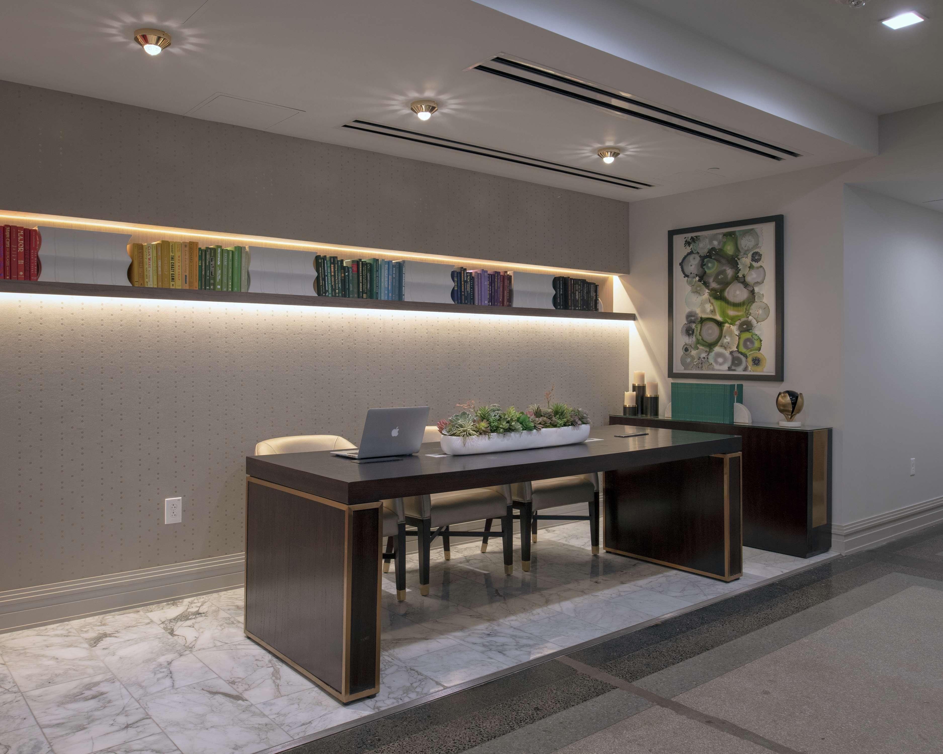 Club Curio Collection By Hilton 4*