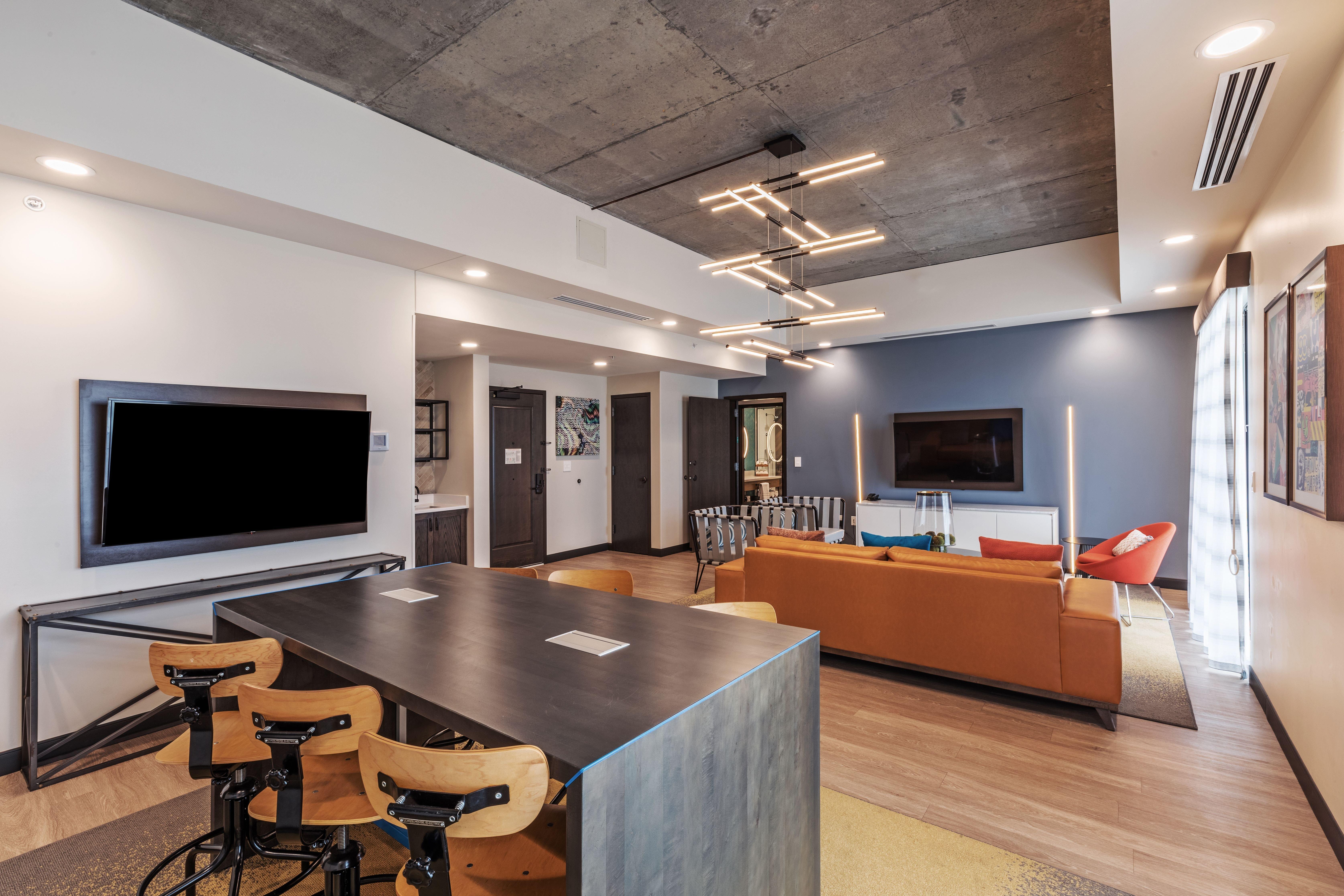 Indigo Dwtn/entertainment Area Hotel 4*