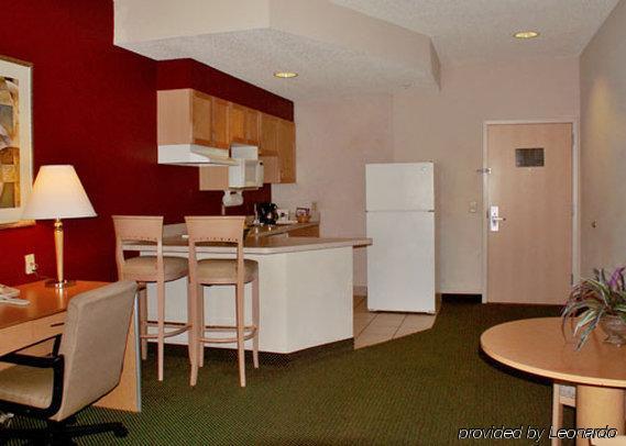 Comfort Central-i-44 Hotel