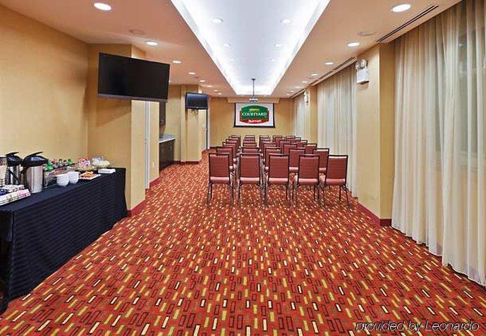 Hotel Courtyard By Marriott Downtown Tulsa