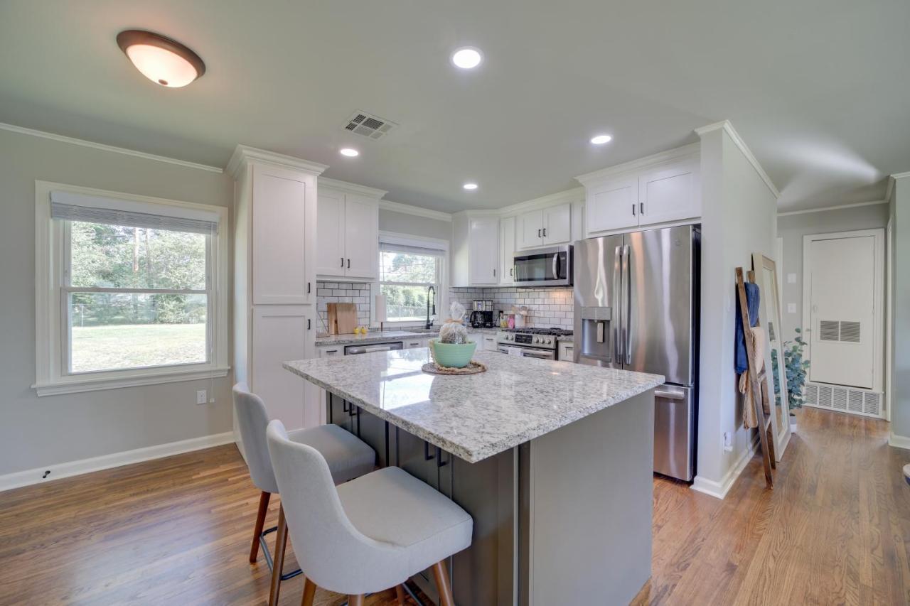 Holiday home Stylish With Modern Updates! *