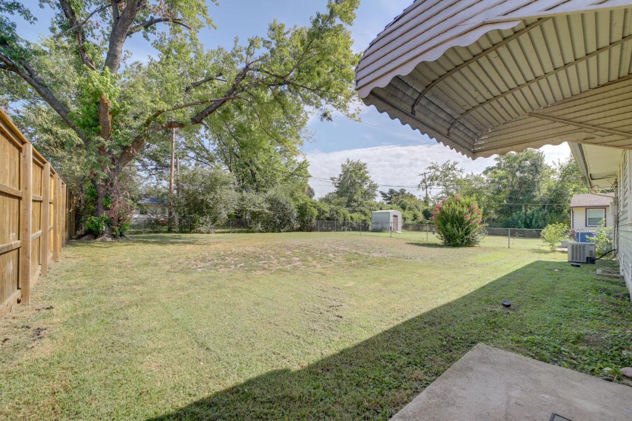 Stylish With Modern Updates! Holiday home Tulsa