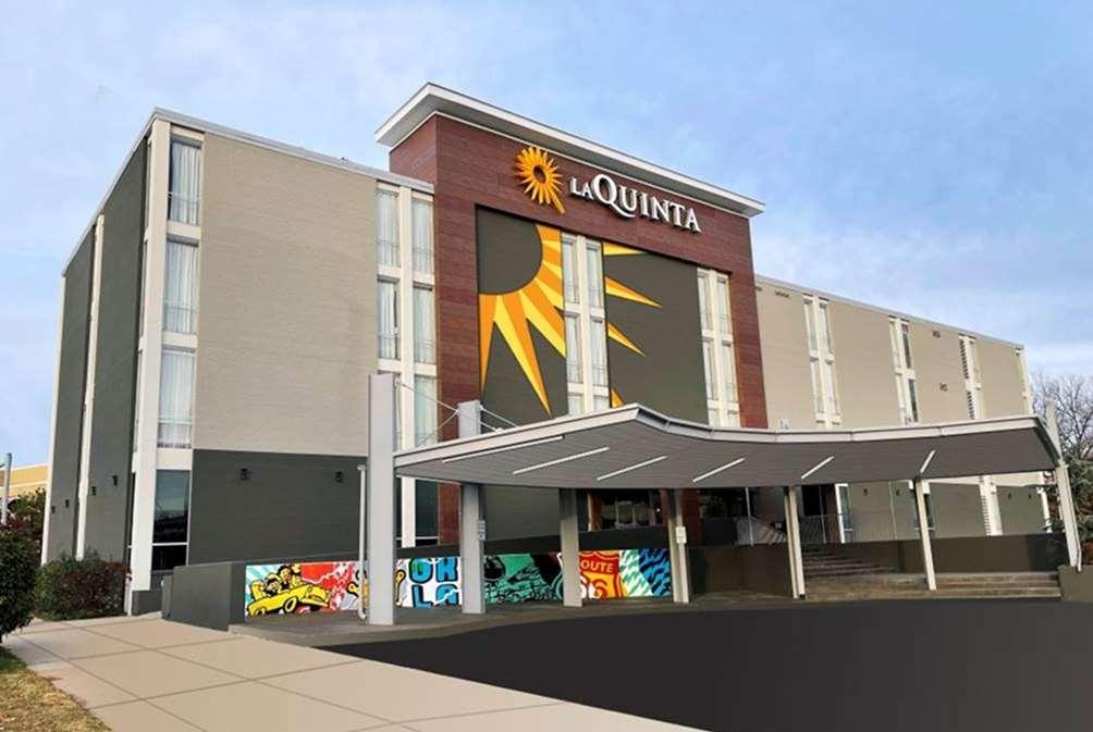 Hotel La Quinta & By Wyndham Downtown/route 66 Tulsa