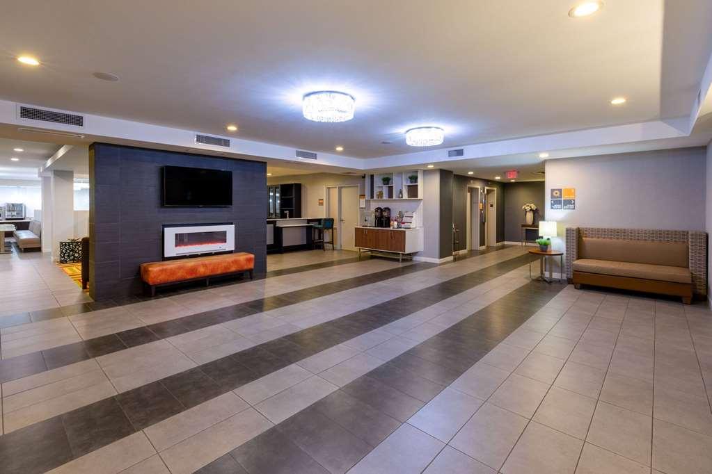 Hotel La Quinta & By Wyndham Downtown/route 66 Tulsa