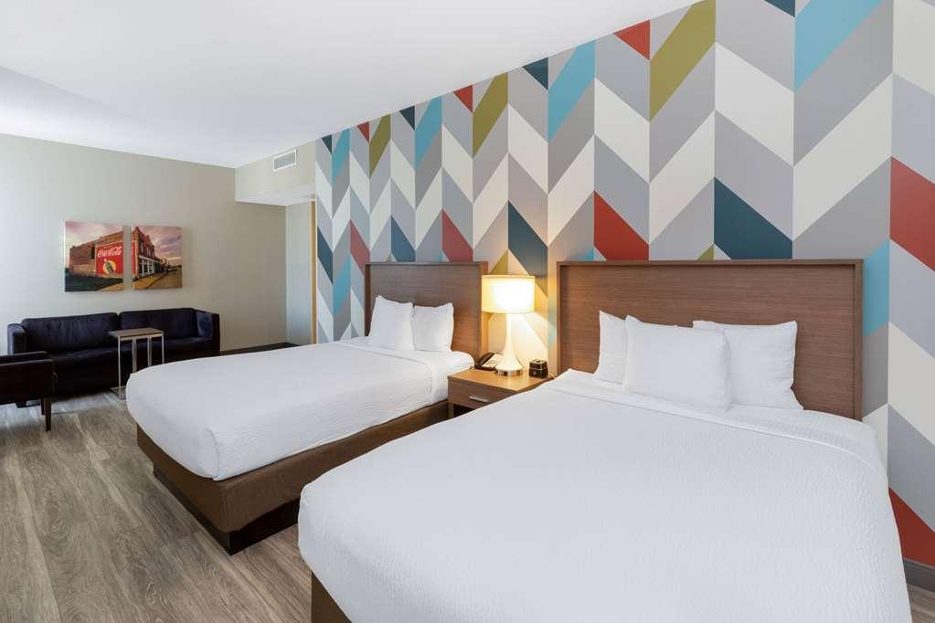 Hotel La Quinta & By Wyndham Downtown/route 66