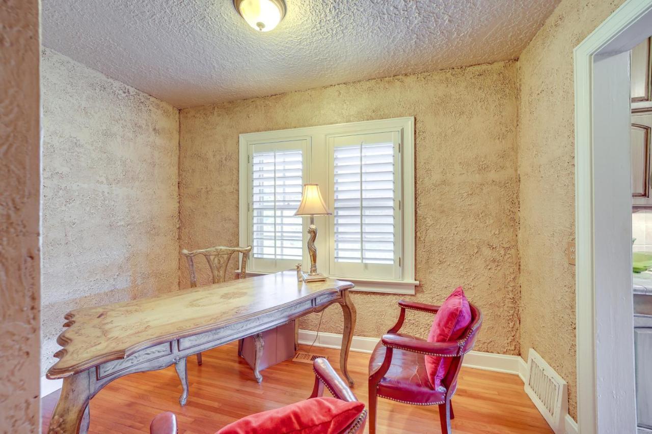Holiday home Charming Tusla About Half-mi To Expo Square! *