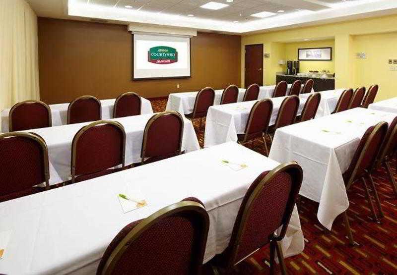 Courtyard By Marriott Hotel