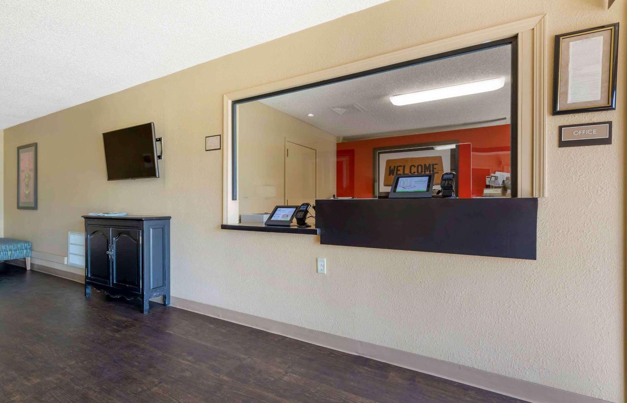 Extended America - - Midtown Hotel 2*