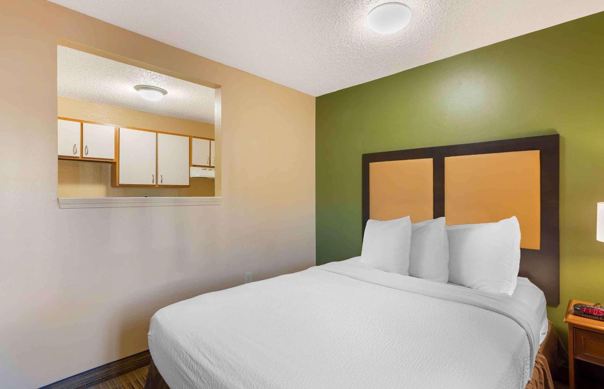 Extended America - - Midtown Hotel 2*