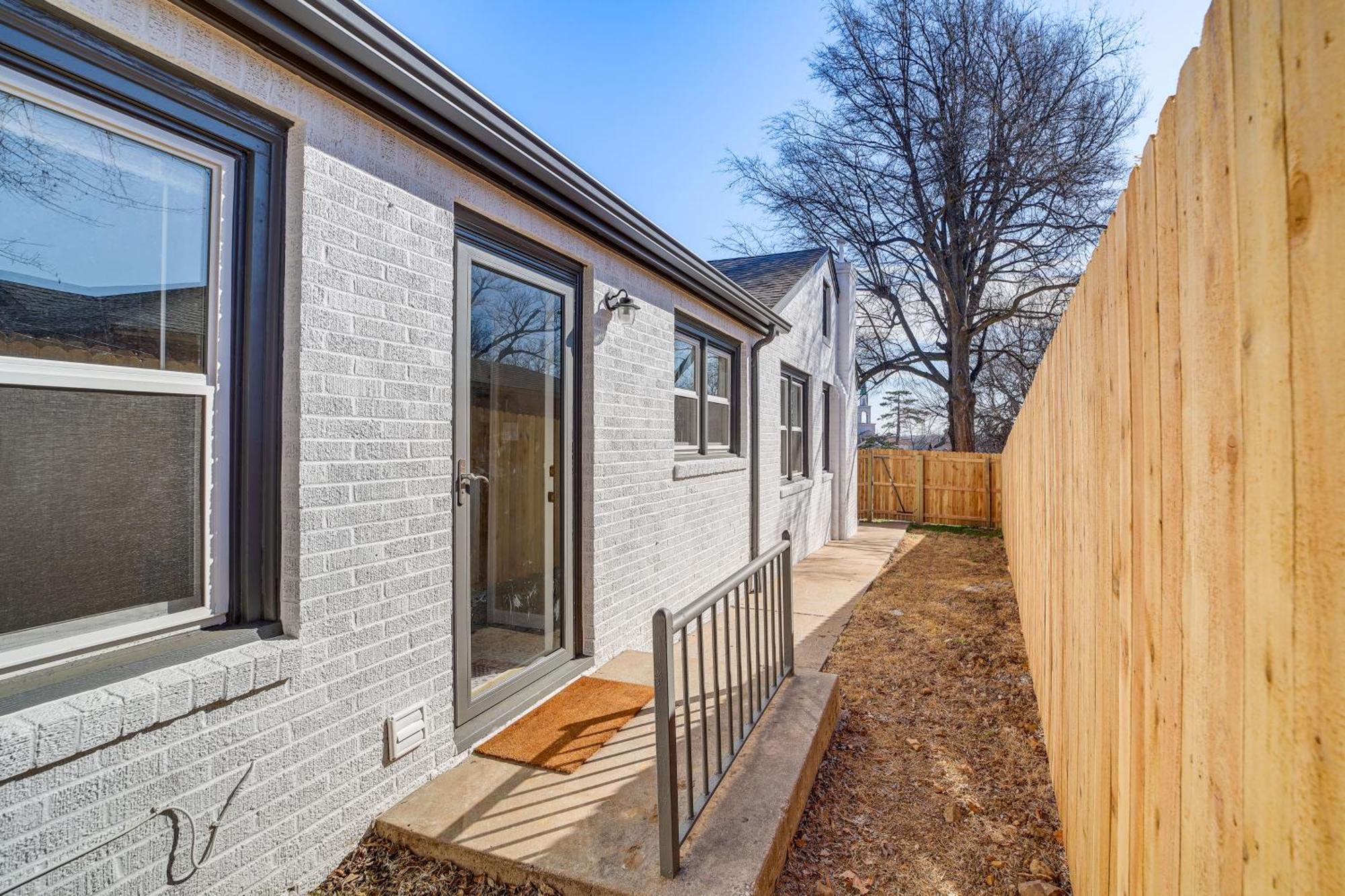Lovely Vacation About 3 Mi To Downtown! Holiday home