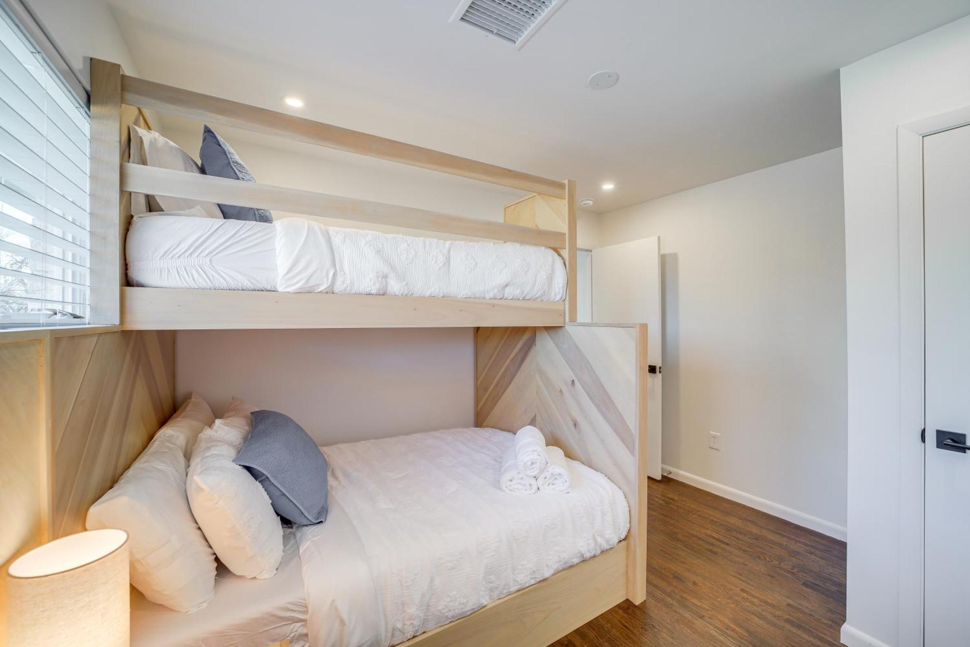 Charming Vacation With Patio! Holiday home *