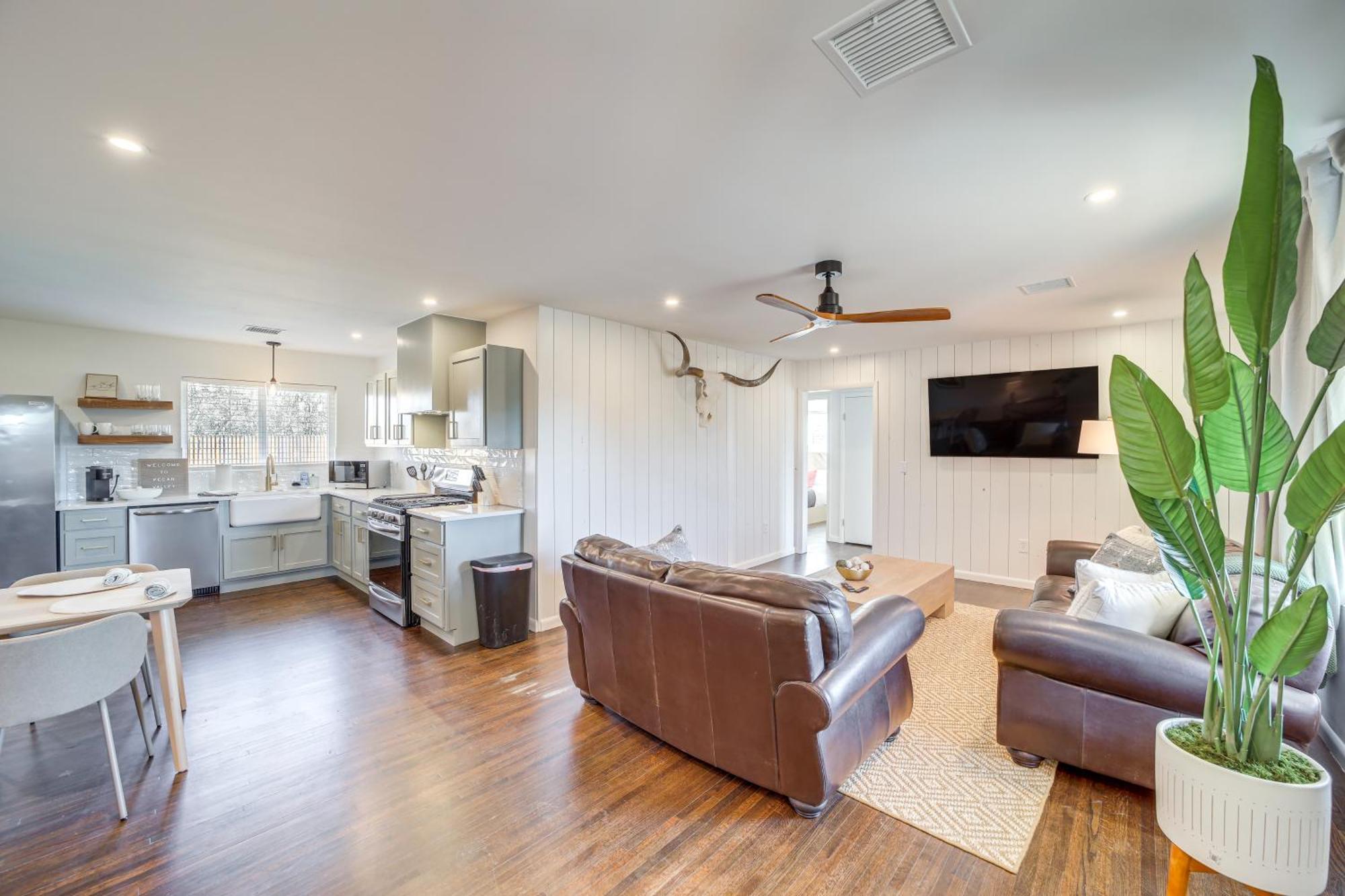 Holiday home Charming Vacation With Patio! Tulsa