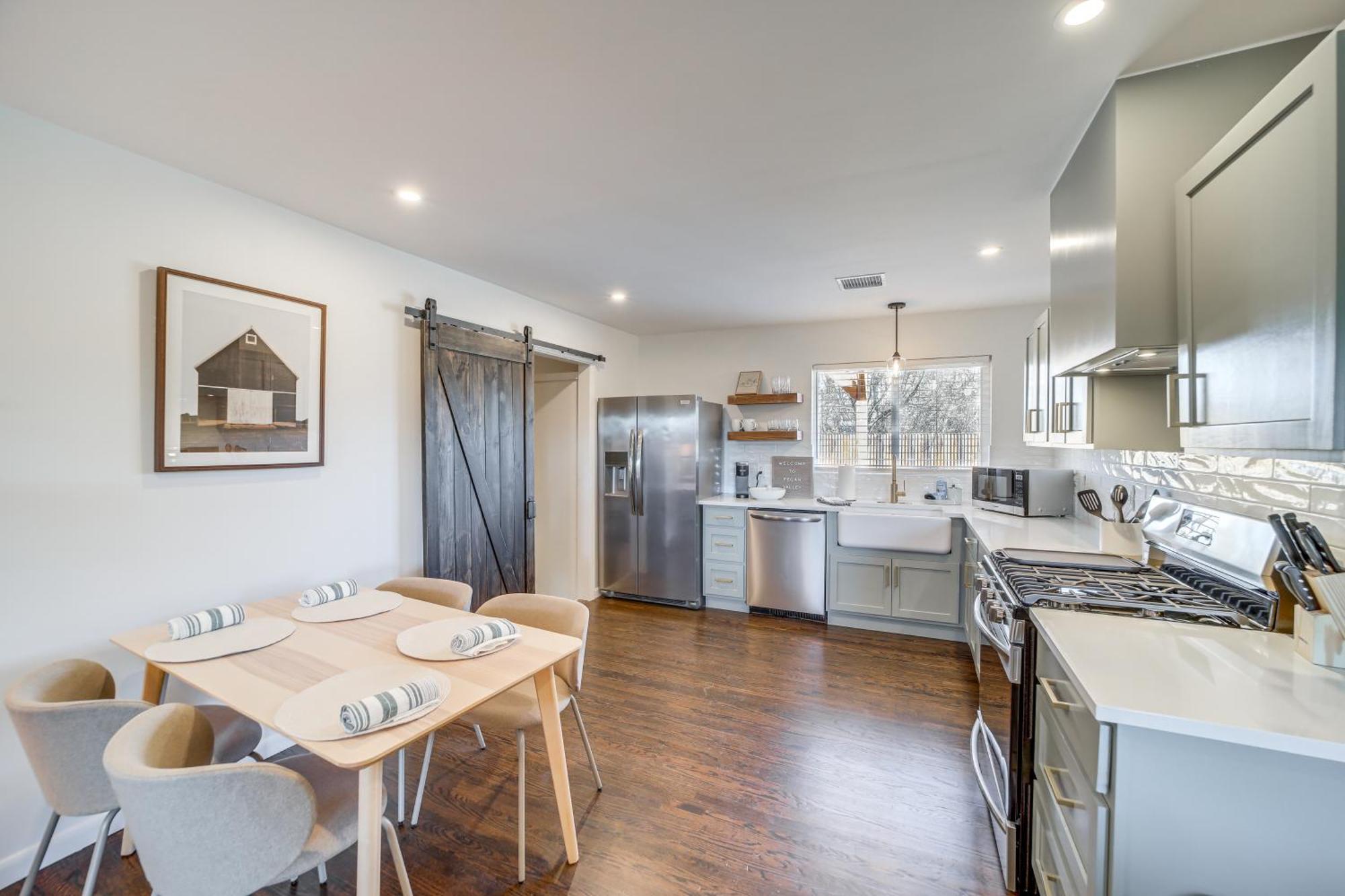 Charming Vacation With Patio! * Tulsa