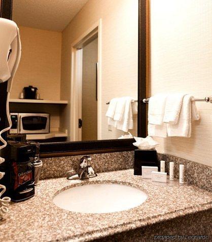 Fairfield & By Marriott Hotel Tulsa