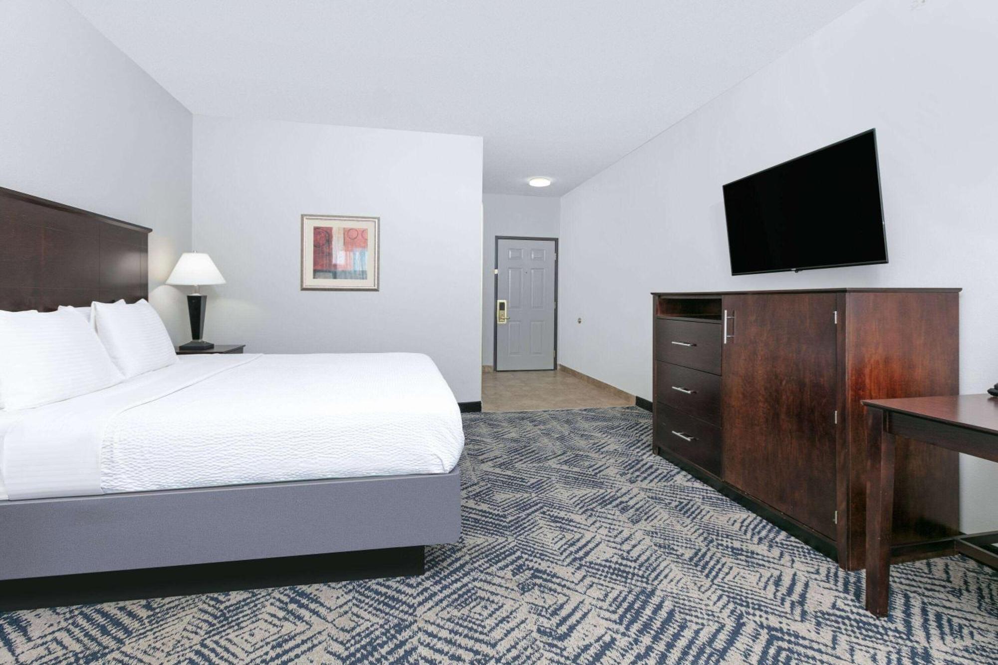 La Quinta By Wyndham Airport / Expo Square 3*