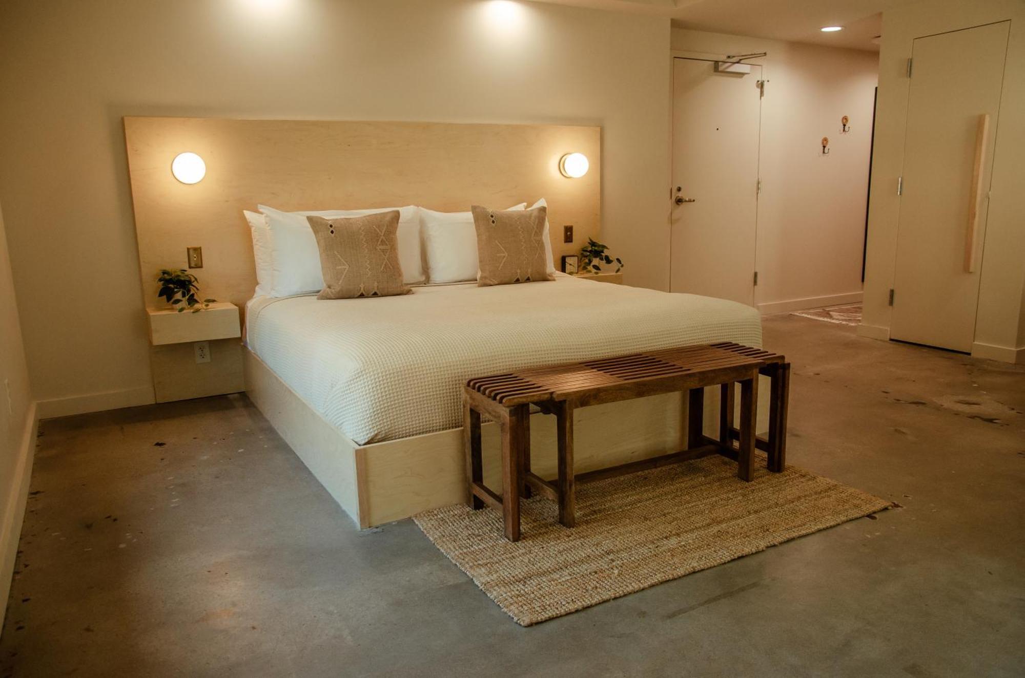 Hotel Brut Tulsa