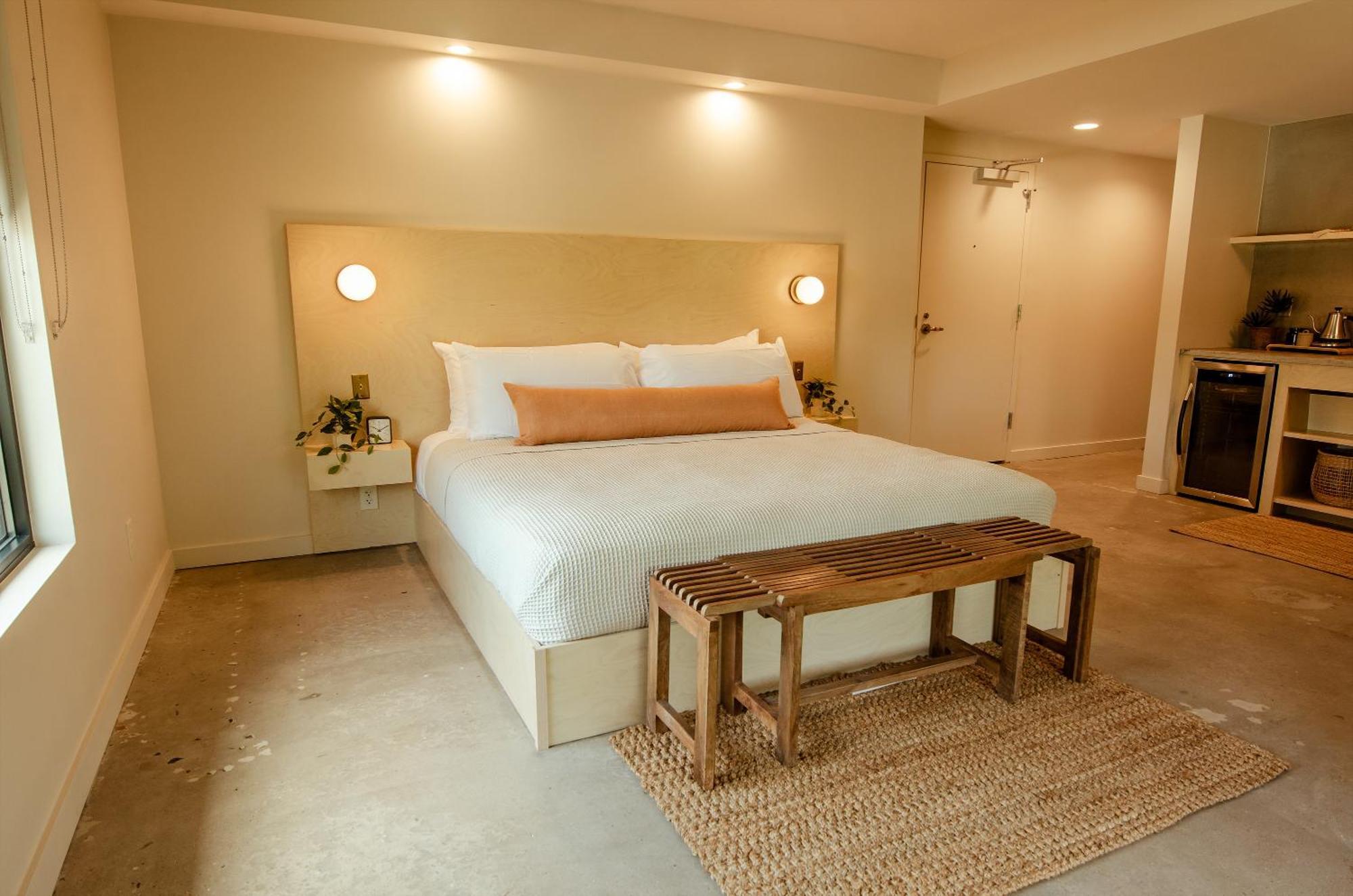 Brut Hotel 4*