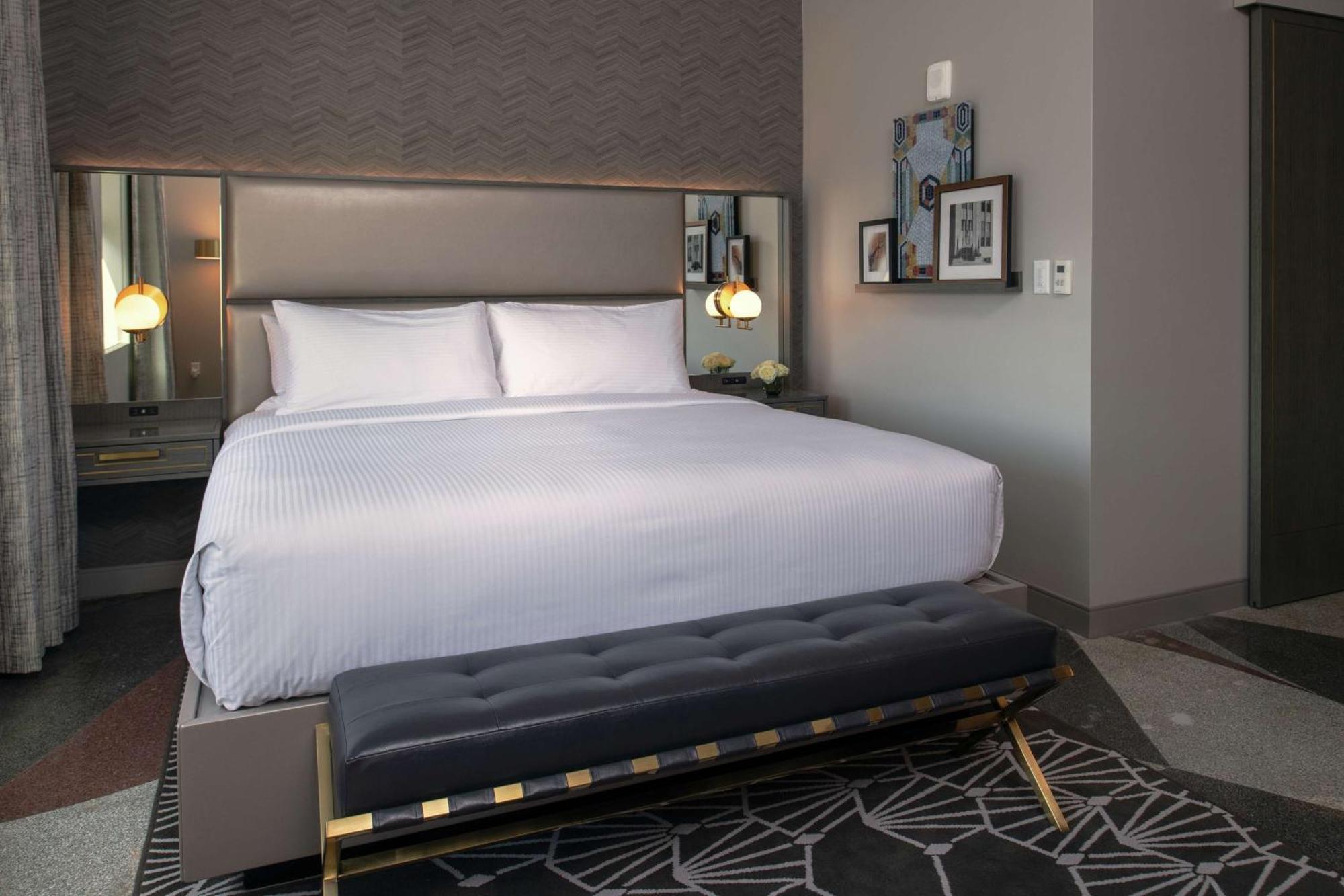 Club Curio Collection By Hilton Hotel 4*
