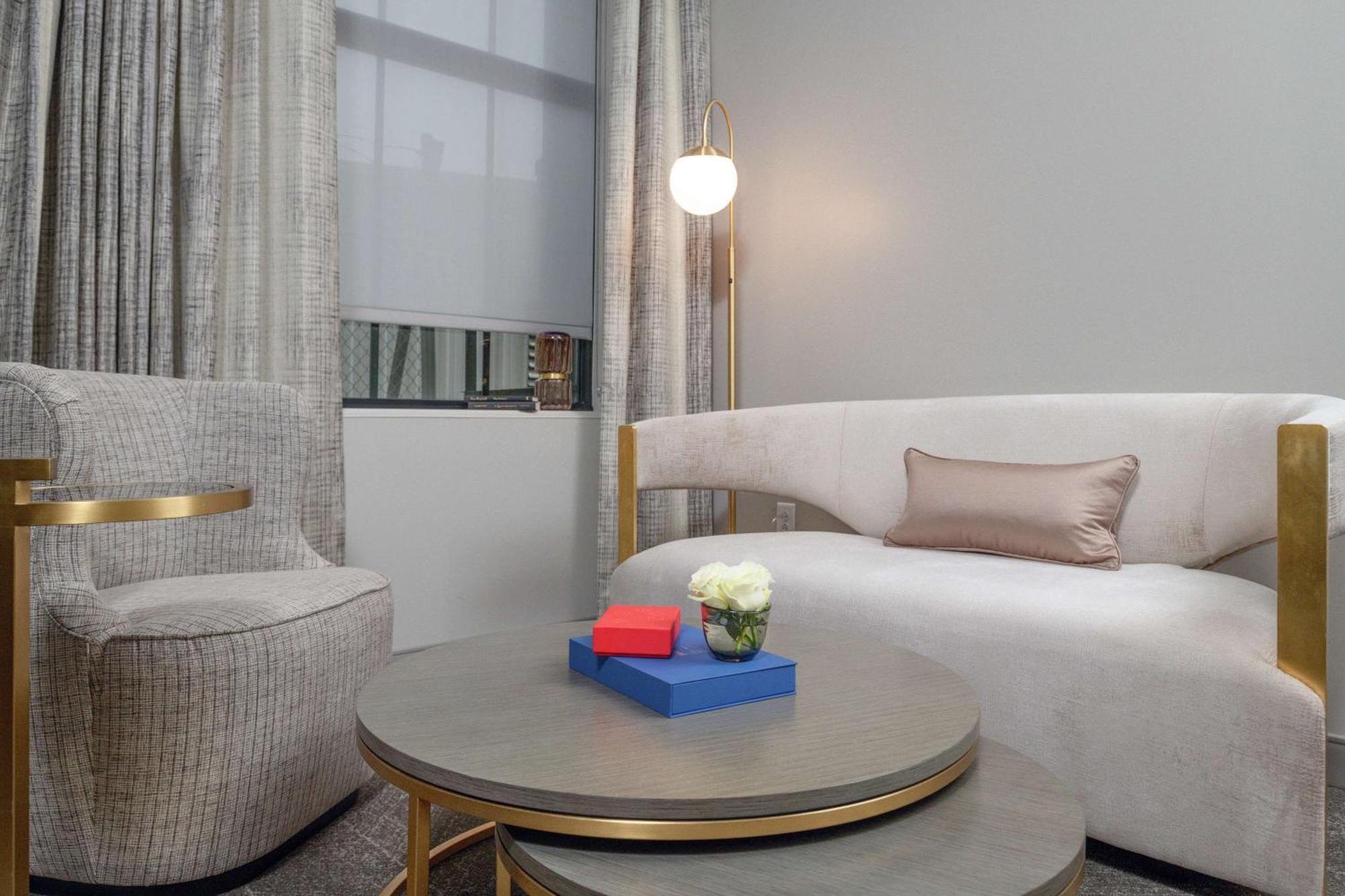 Club Curio Collection By Hilton Tulsa