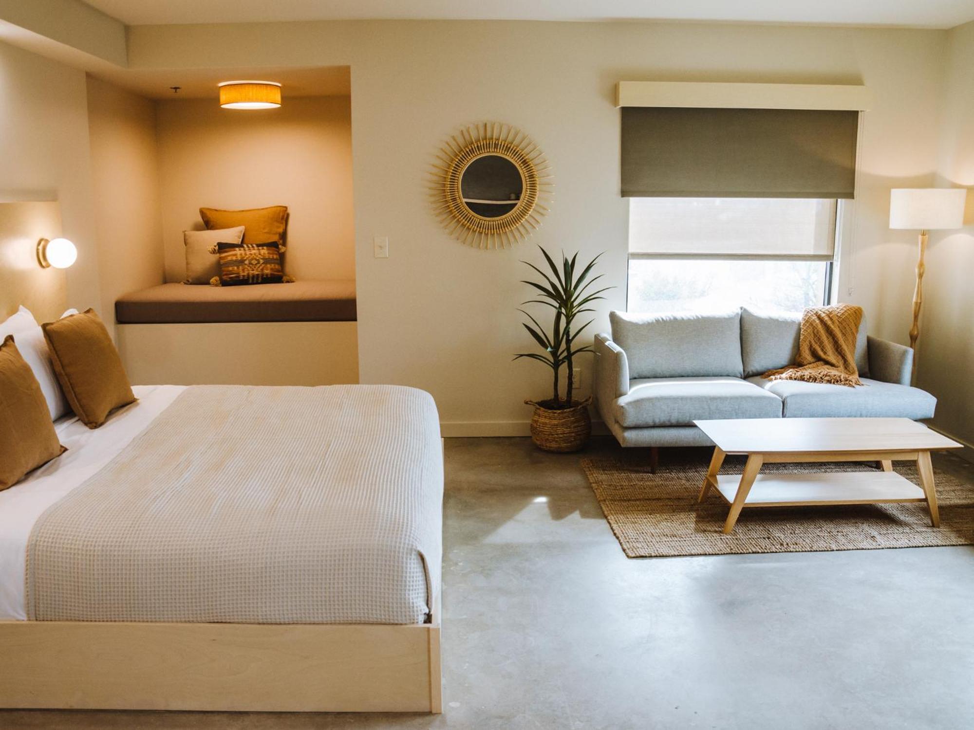 Brut Hotel 4*