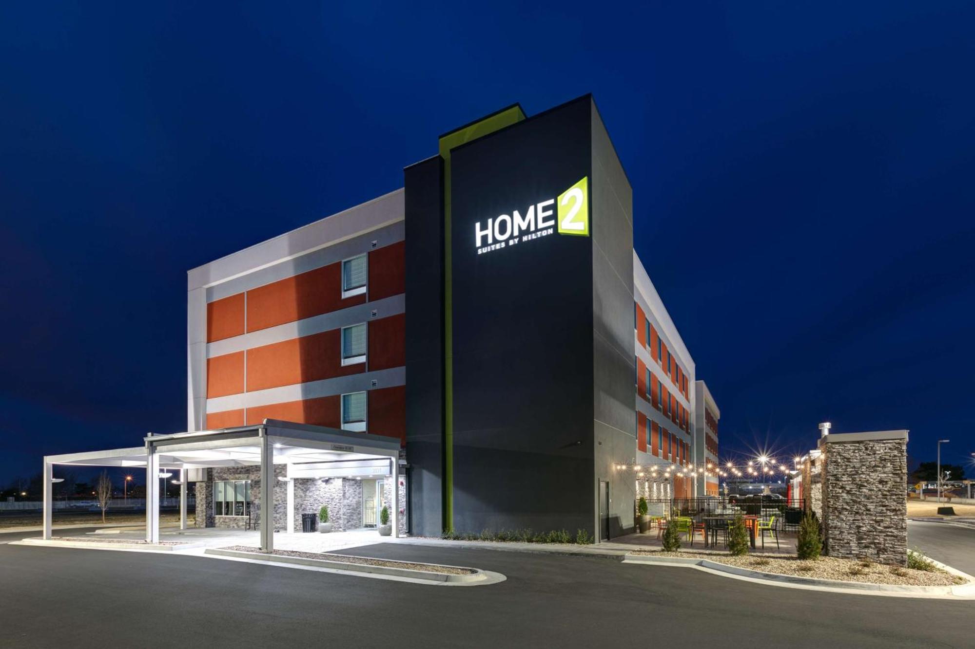 Home2 By Hilton Airport Hotel 3*