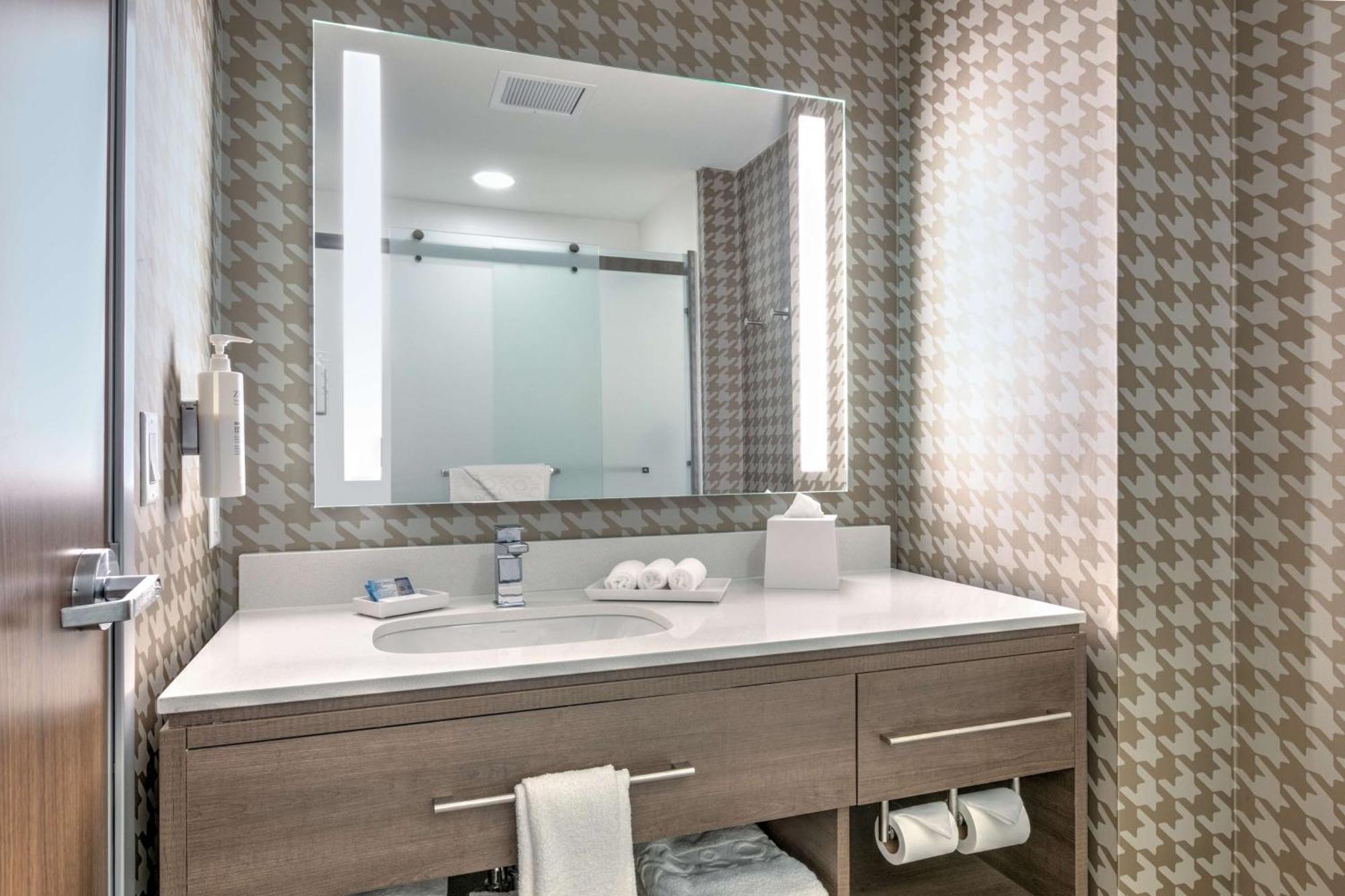 Home2 By Hilton Airport 3* Tulsa