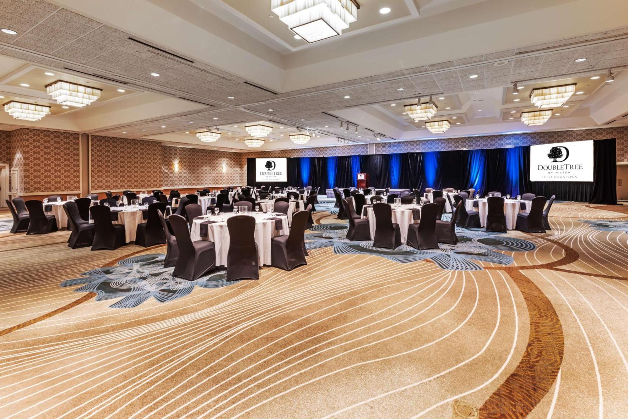 Doubletree By Hilton Downtown 4*