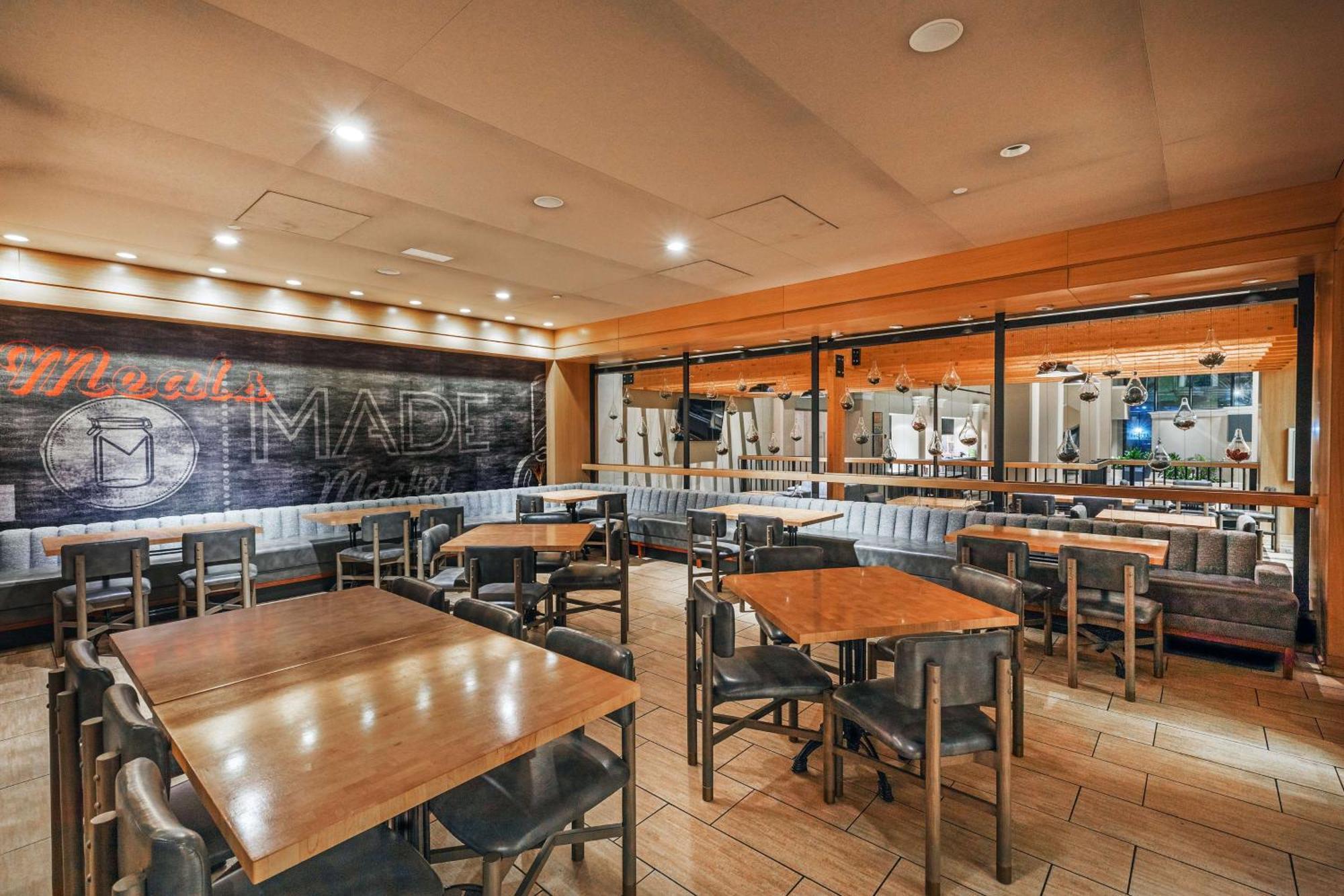 Doubletree By Hilton Downtown Hotel 4*