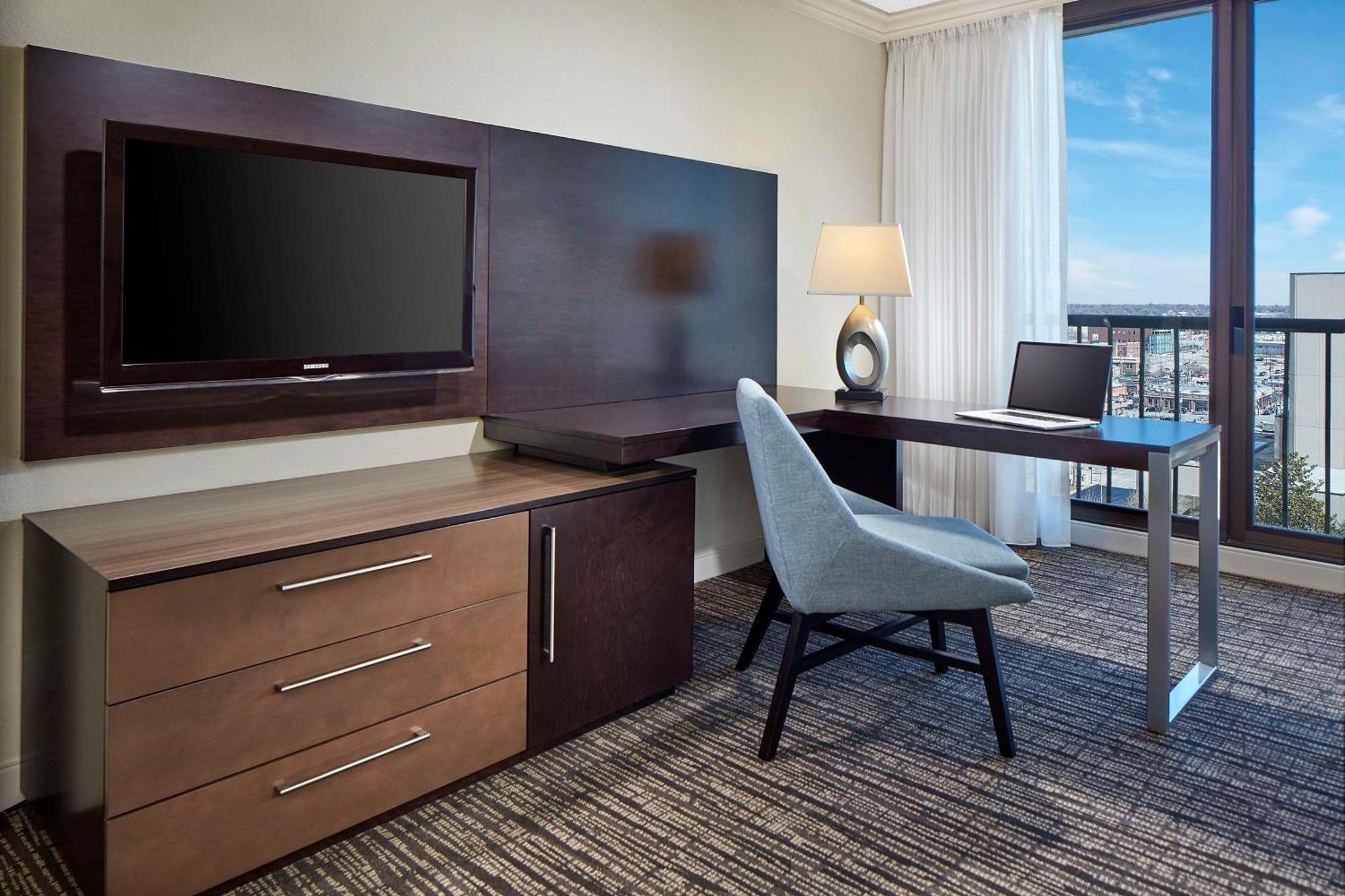 Hyatt Regency Downtown 3* Tulsa