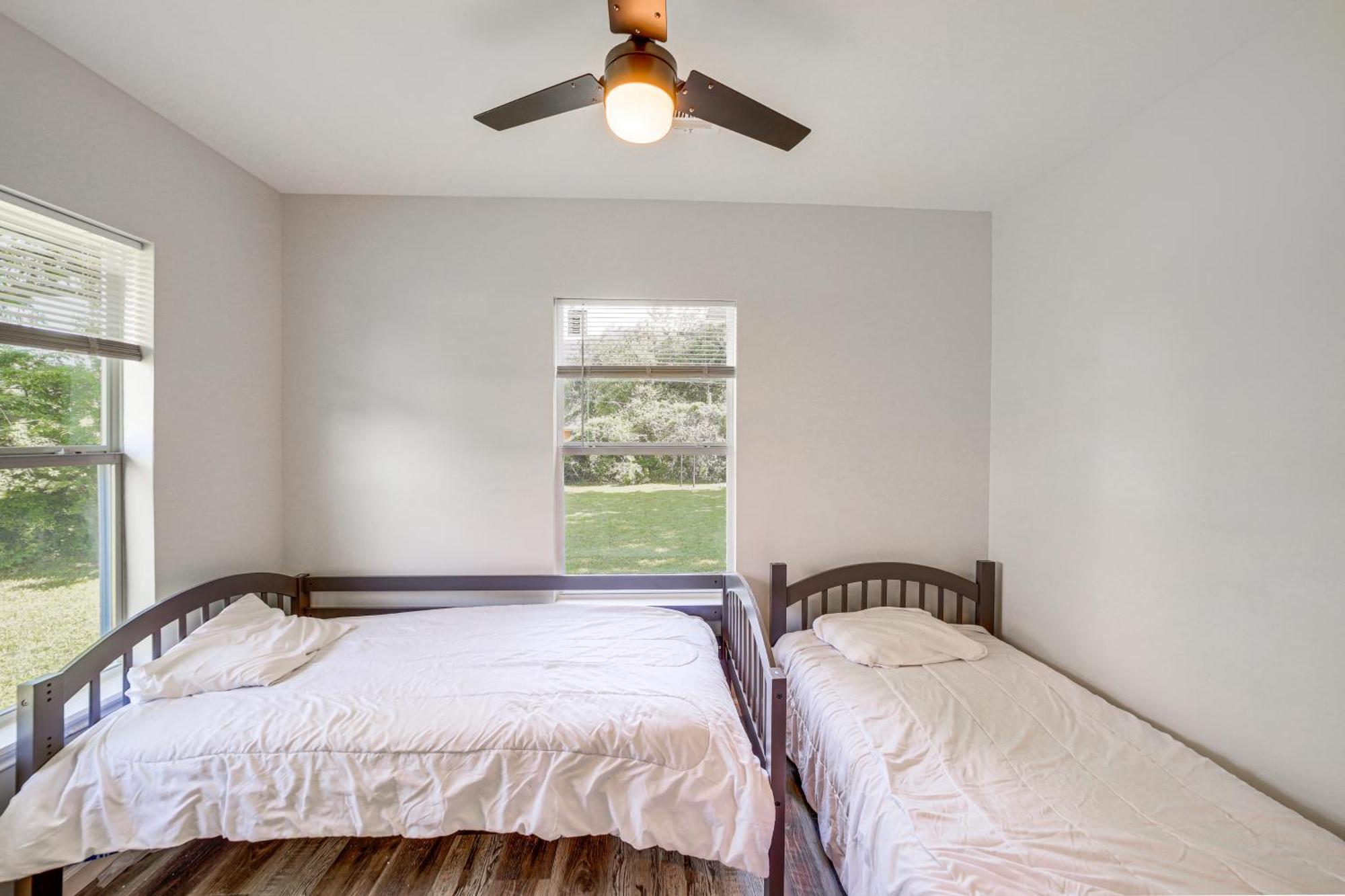Remodeled House With Yard About 4 Mi To Downtown! Holiday home Tulsa