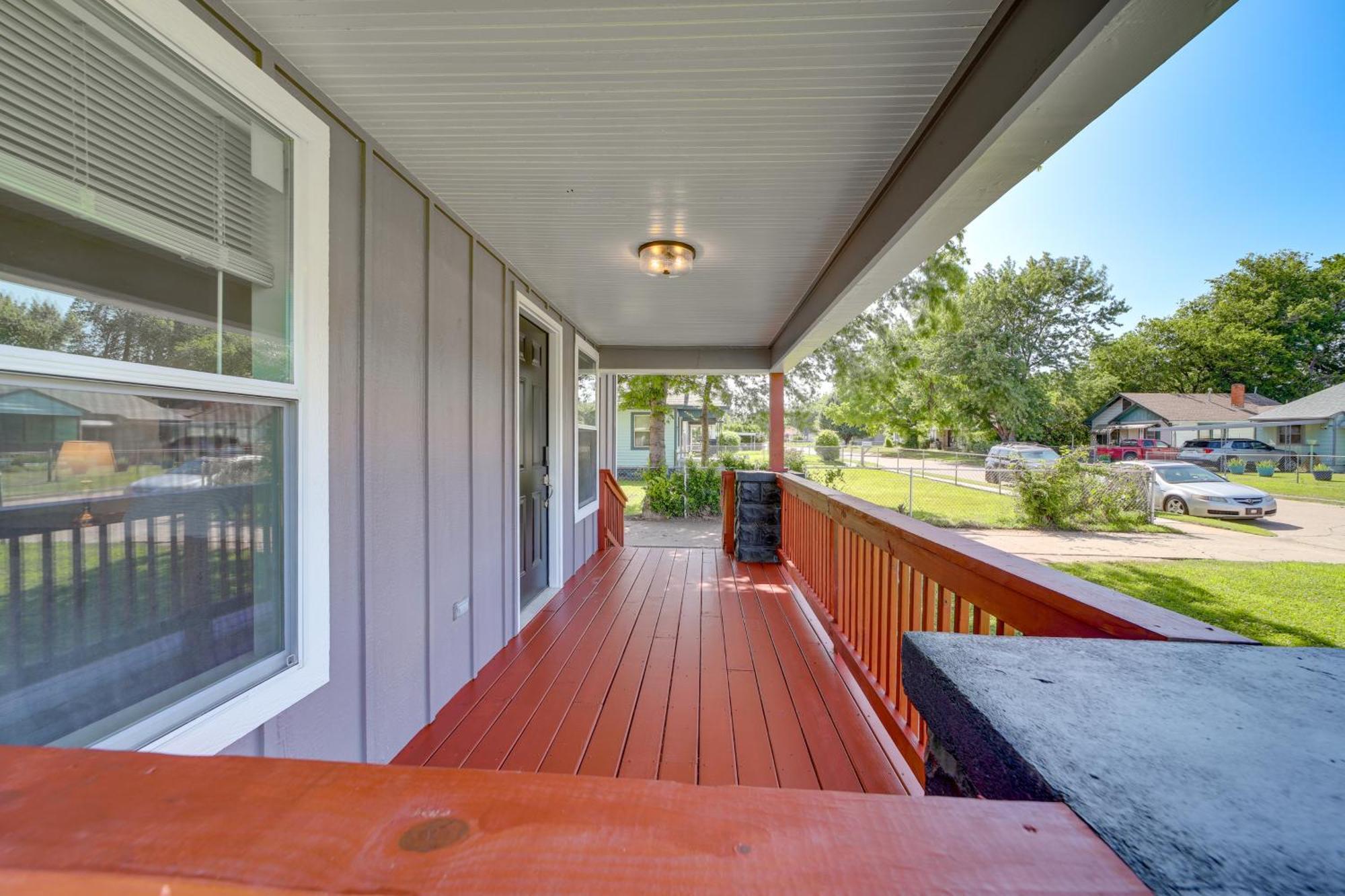 Remodeled House With Yard About 4 Mi To Downtown! Holiday home Tulsa