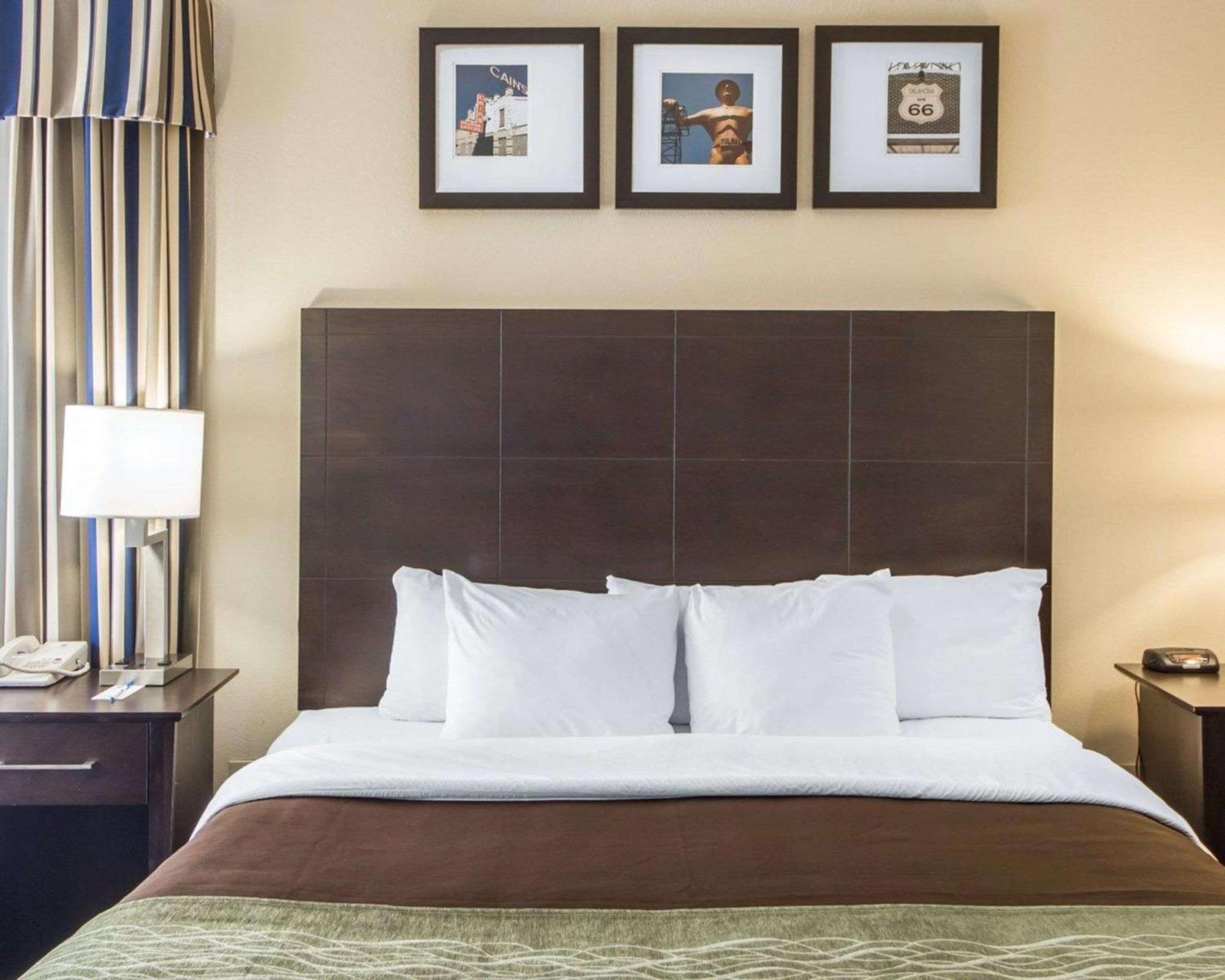 Quality Tulsa-downtown West Inn
