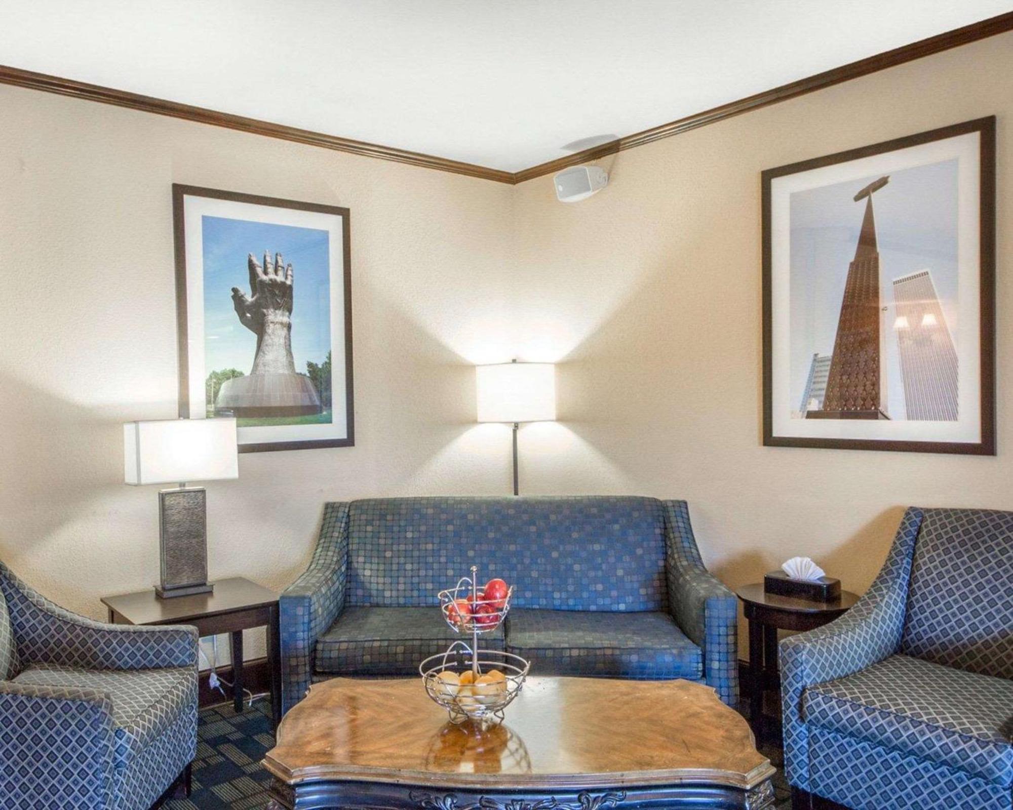 Quality Tulsa-downtown West Inn 3*