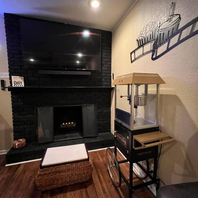 The Ultimate Game Night - Reconnect Play Holiday home
