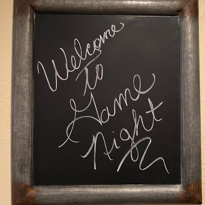 The Ultimate Game Night - Reconnect Play