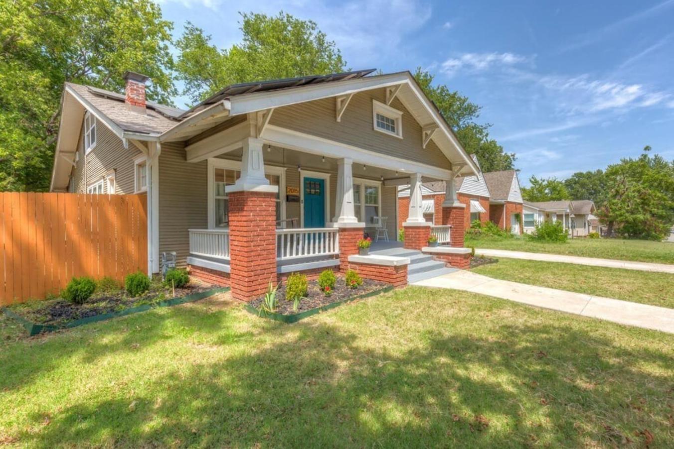 Midtown Masterpiece Whot Tub, Pets By Hvnlyhomes Holiday home