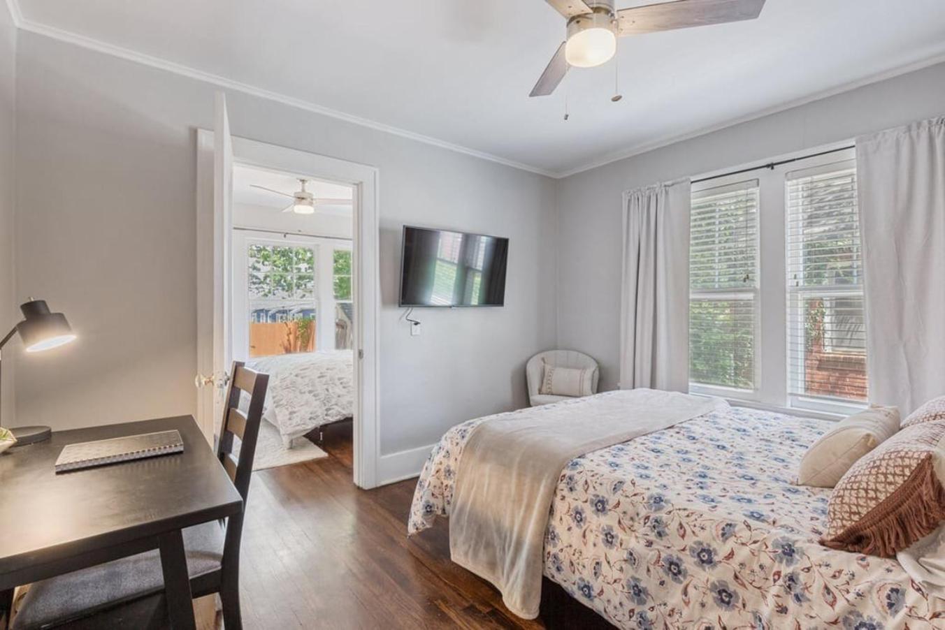 Midtown Masterpiece Whot Tub, Pets By Hvnlyhomes *