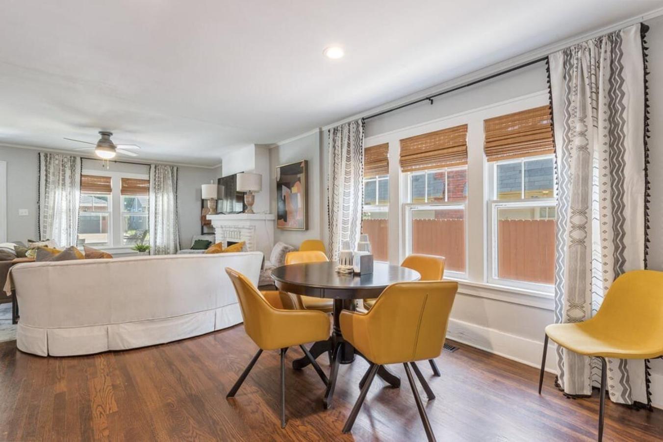 Holiday home Midtown Masterpiece Whot Tub, Pets By Hvnlyhomes