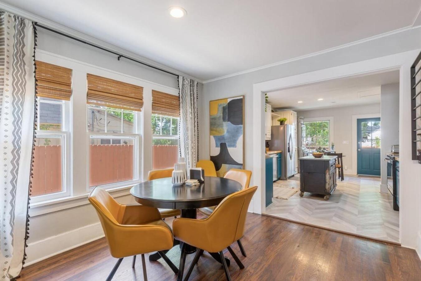 Midtown Masterpiece Whot Tub, Pets By Hvnlyhomes Holiday home *