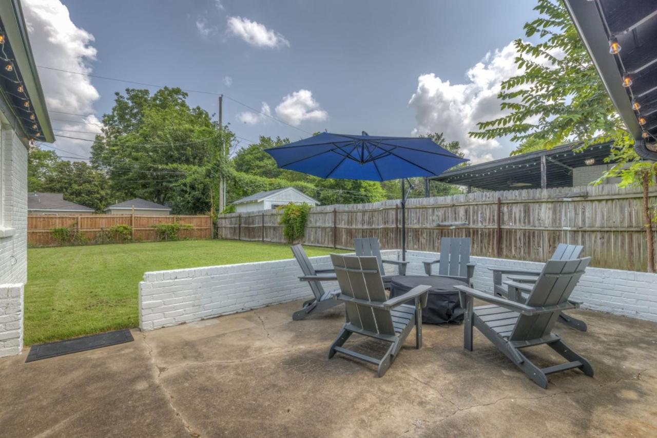 Modernnest-ks Bed And Fire Pit * Tulsa