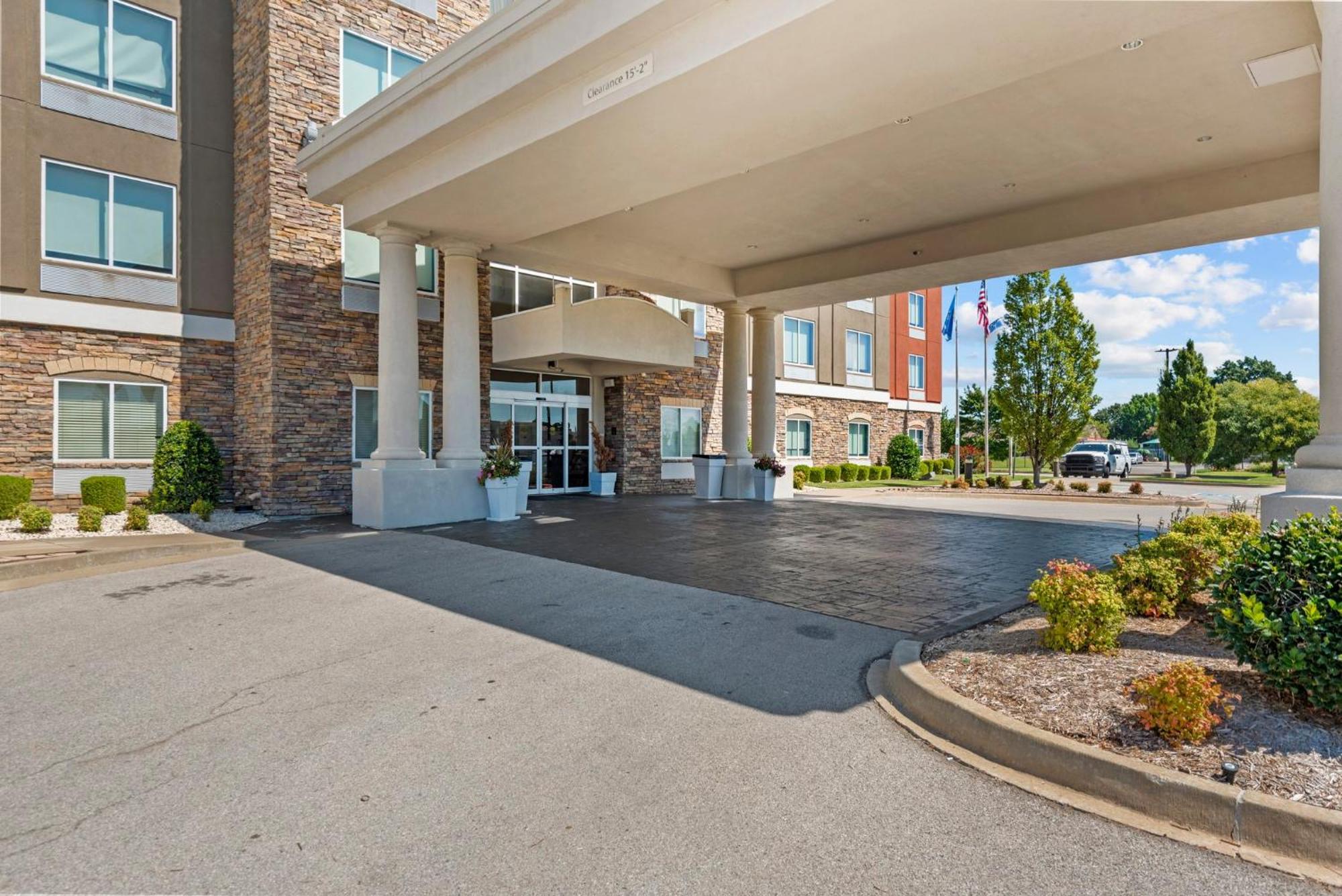 Express South Bixby By Ihg Tulsa